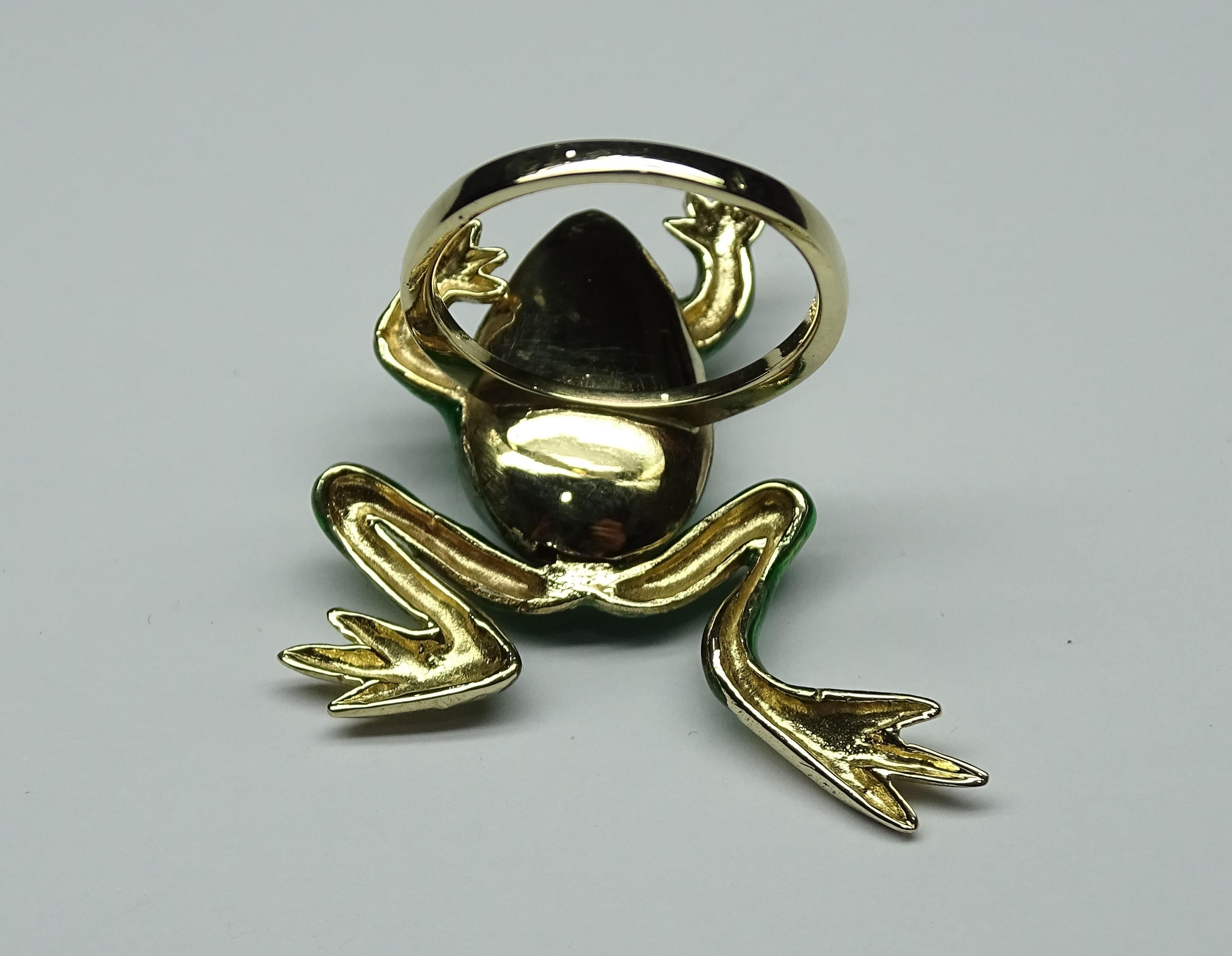 Frog Green Enamel White Diamonds 14 Karat Yellow Gold Art Nouveau Ring For Sale 2