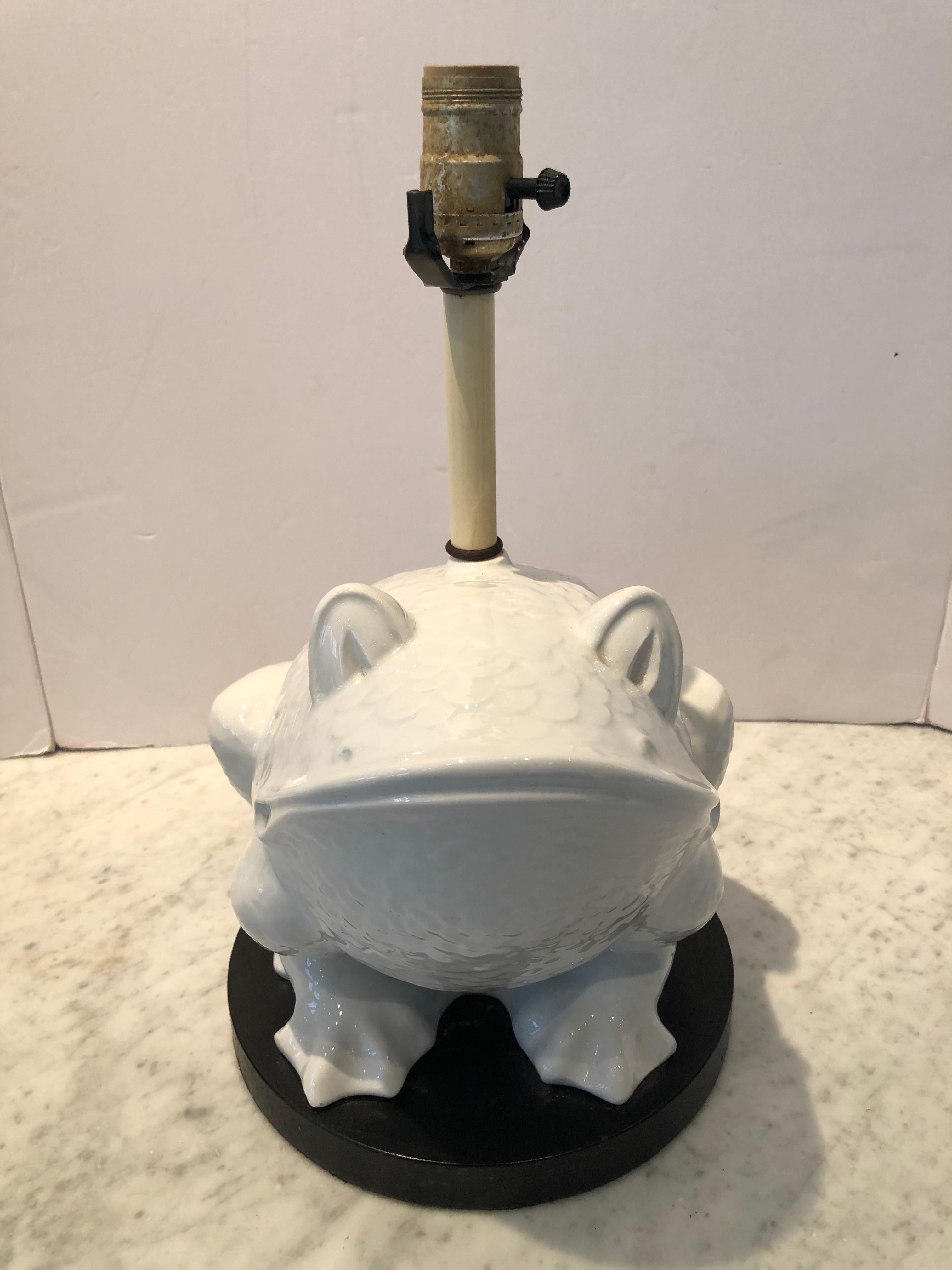 ceramic frog lamp