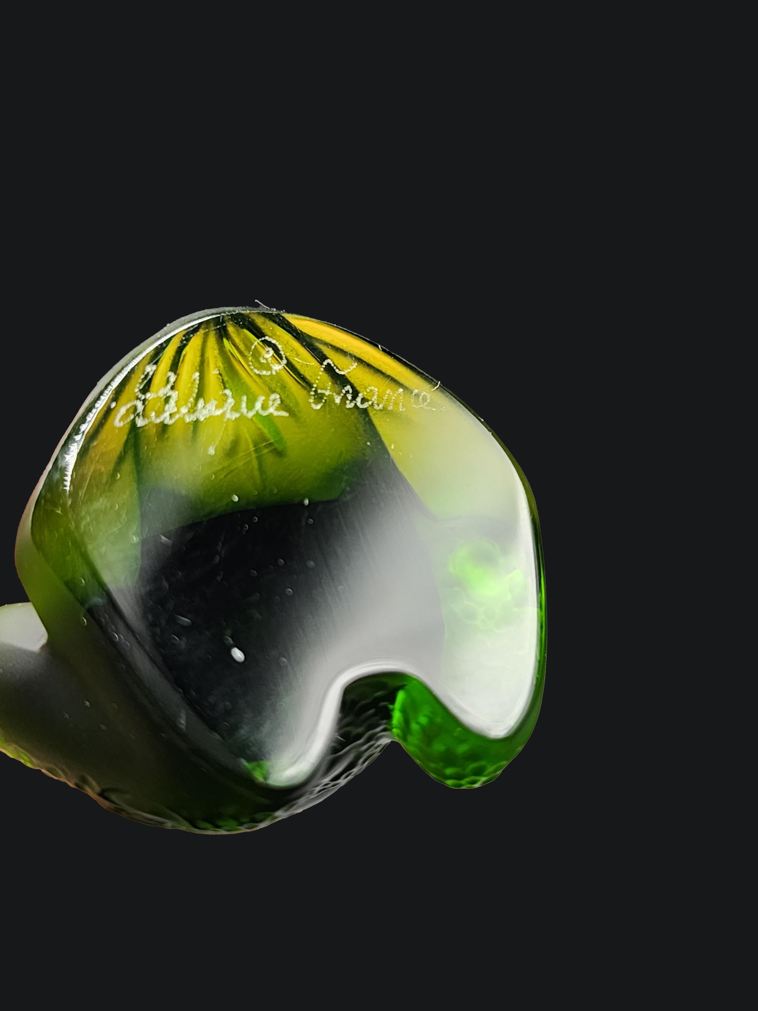 Mid-Century Modern Frog model glass figure by Lalique from the 20th century