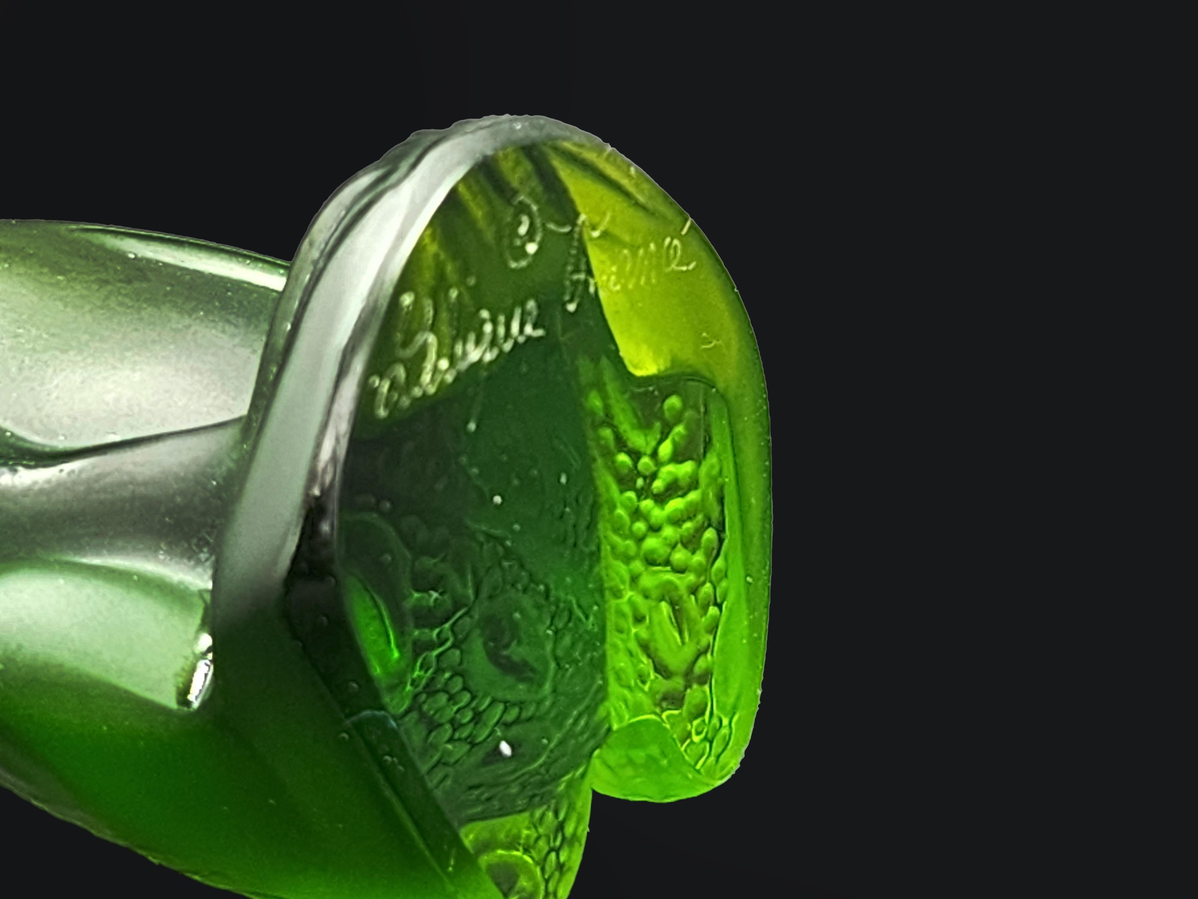 Art Glass Frog model glass figure by Lalique from the 20th century
