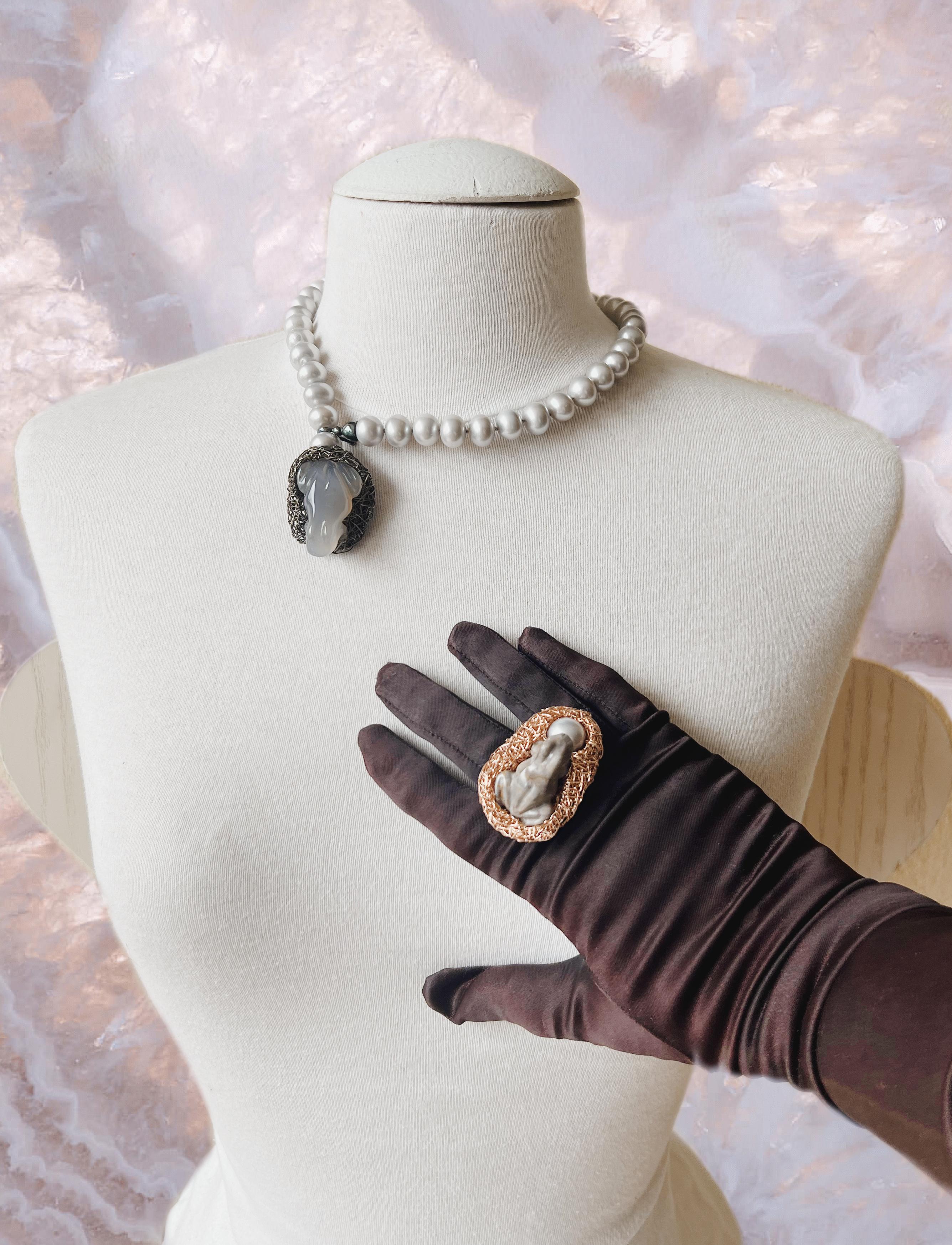 Frog Pearl Different Stye Statement Ring 14k Rose Gold F One-of-Kind In New Condition For Sale In Engelberg, CH