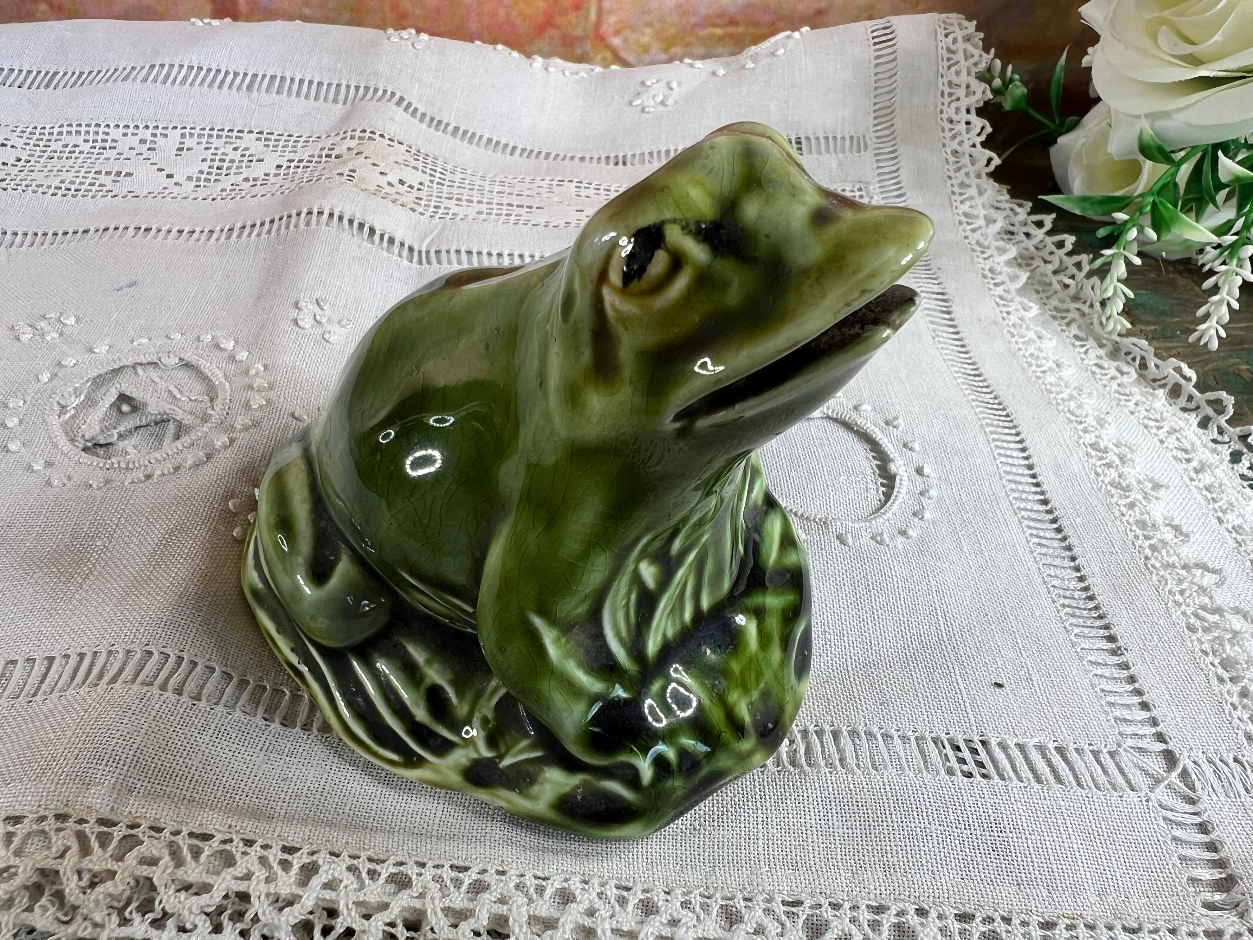 Frog Piggy Bank in Onnaing Majolica - Circa 1900 3