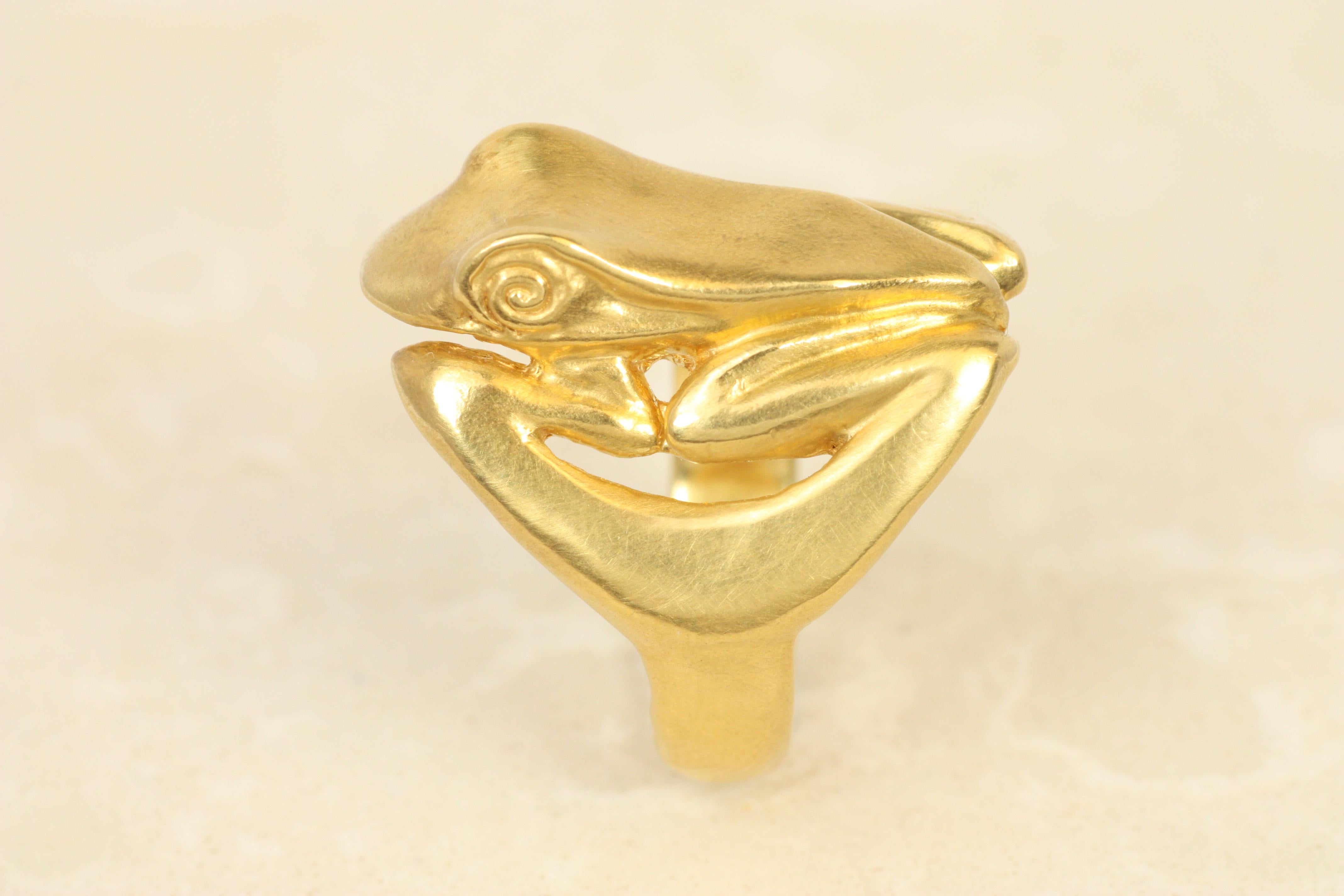 Frog Ring in 22K Yellow Gold – Pre-Columbian Inspired by Bracken Jewelers For Sale 1