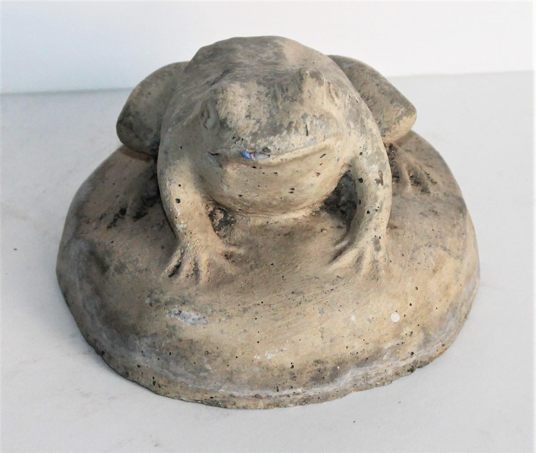 Adirondack Sculpture de grenouille pour le jardin en vente