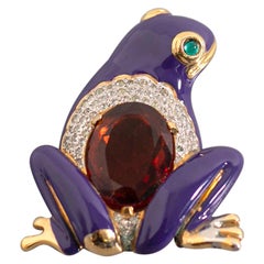 Valentino Frog Shaped Brooch in Gold Metal