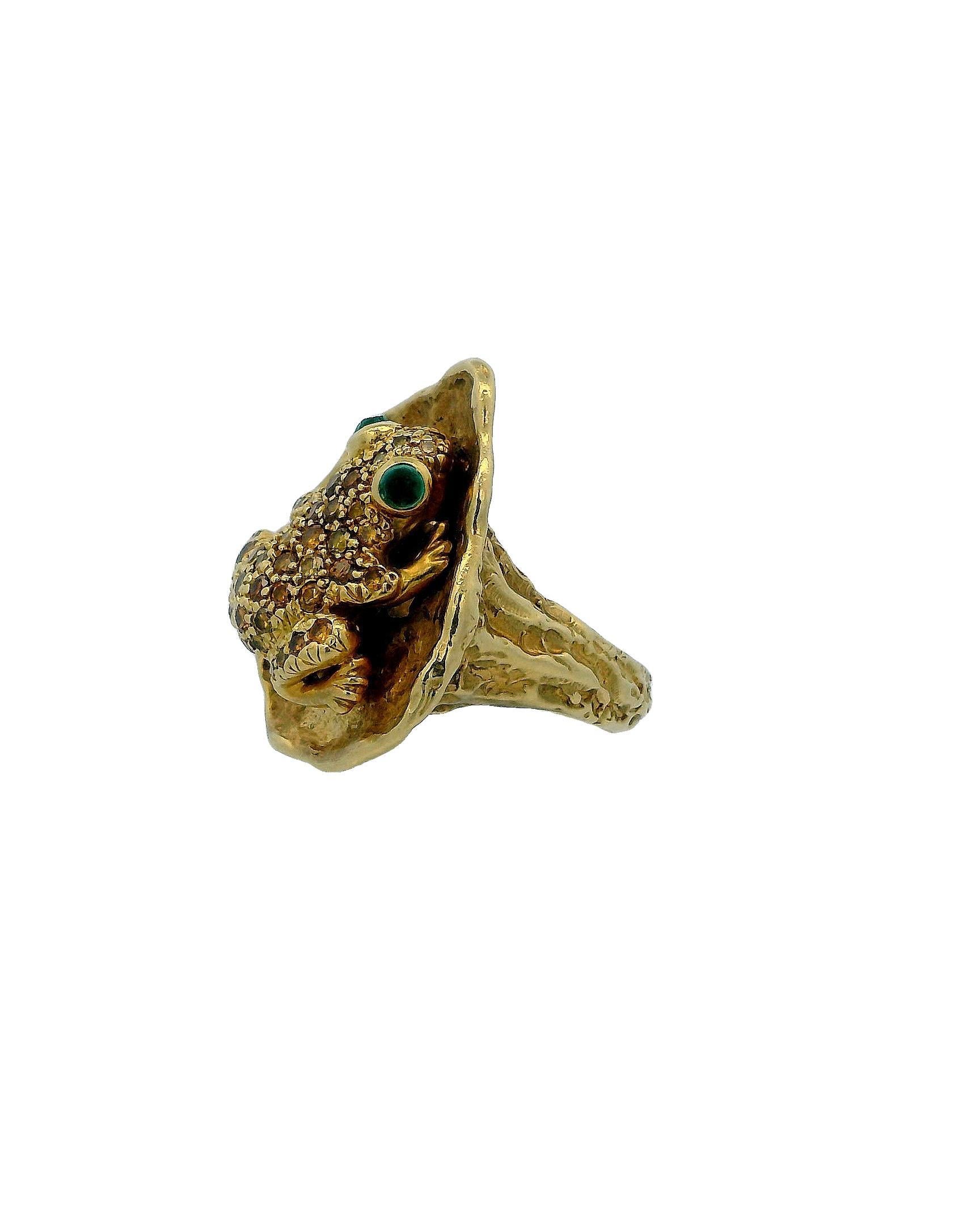 Frosch aus Gelbgold und Diamanten mit Smaragdaugen und Diamanten für Damen oder Herren im Angebot