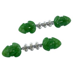 Frogs Jade Diamonds Pearl Brooches Double Clip 18 Karat White Gold
