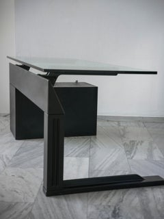 From 9 to 5 office desk by Richard Sapper for Castelli 1986