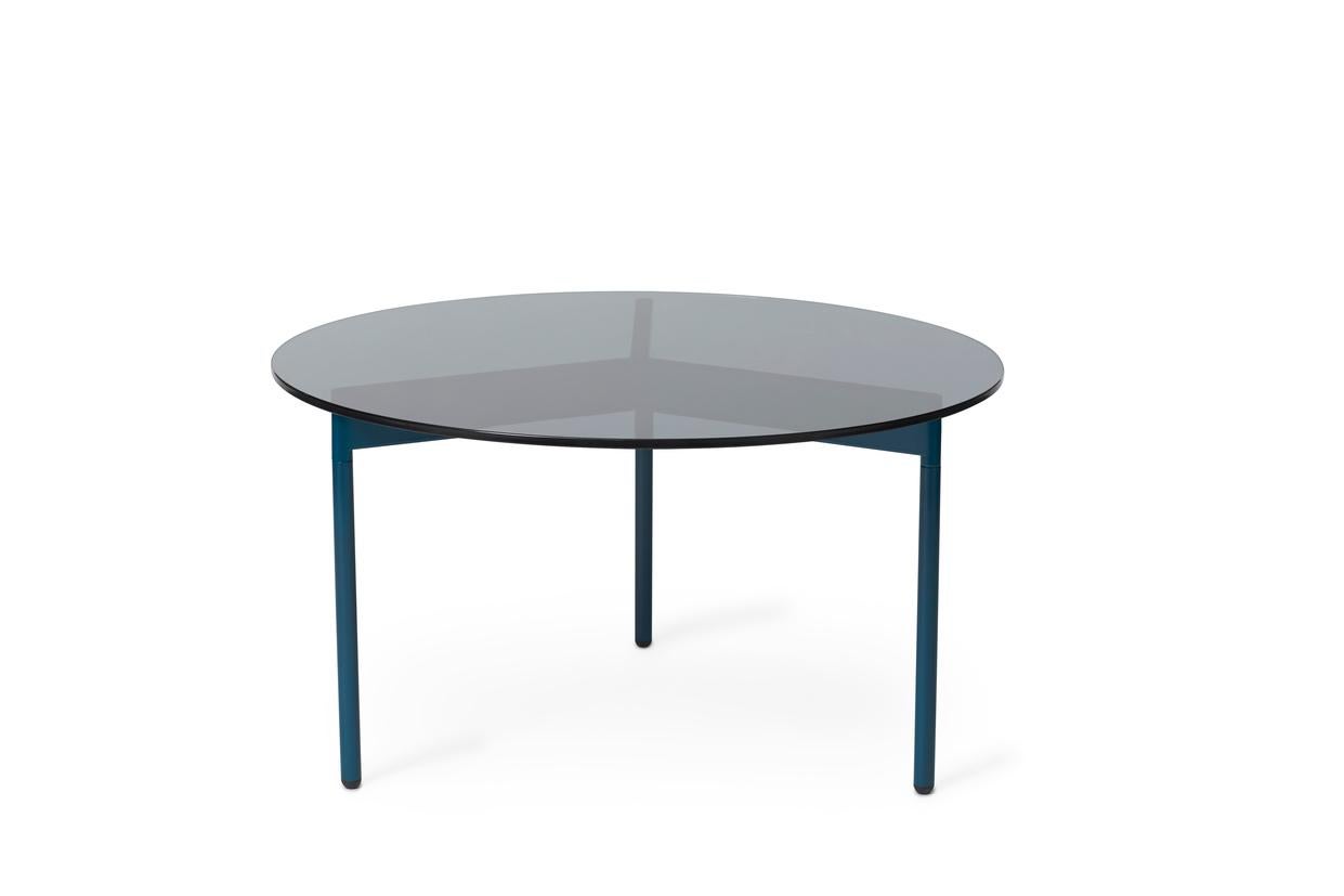 From Above Coffee Table Smoke Grey Glass Ocean Blue by Warm Nordic
Dimensions: D72 x H37 cm
Material: Tempered glass top, Powder coated steel legs.
Weight: 10 kg
Also available in different finishes and dimensions.

A light, elegant coffee