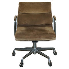 FROM CHANEL HEAD OFFICE NYC EAMES EA217 SUEDE LEATHER SOFTPAD OFFiCE CHAIR