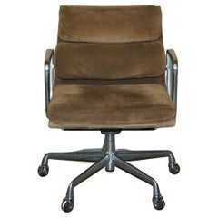 Used FROM CHANEL HEAD OFFICE NYC EAMES EA217 SUEDE LEATHER SOFTPAD OFFiCE CHAIR