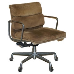 Vintage from Chanel Head Office Nyc Herman Miller Eames EA217 Suede Softpad Office Chair