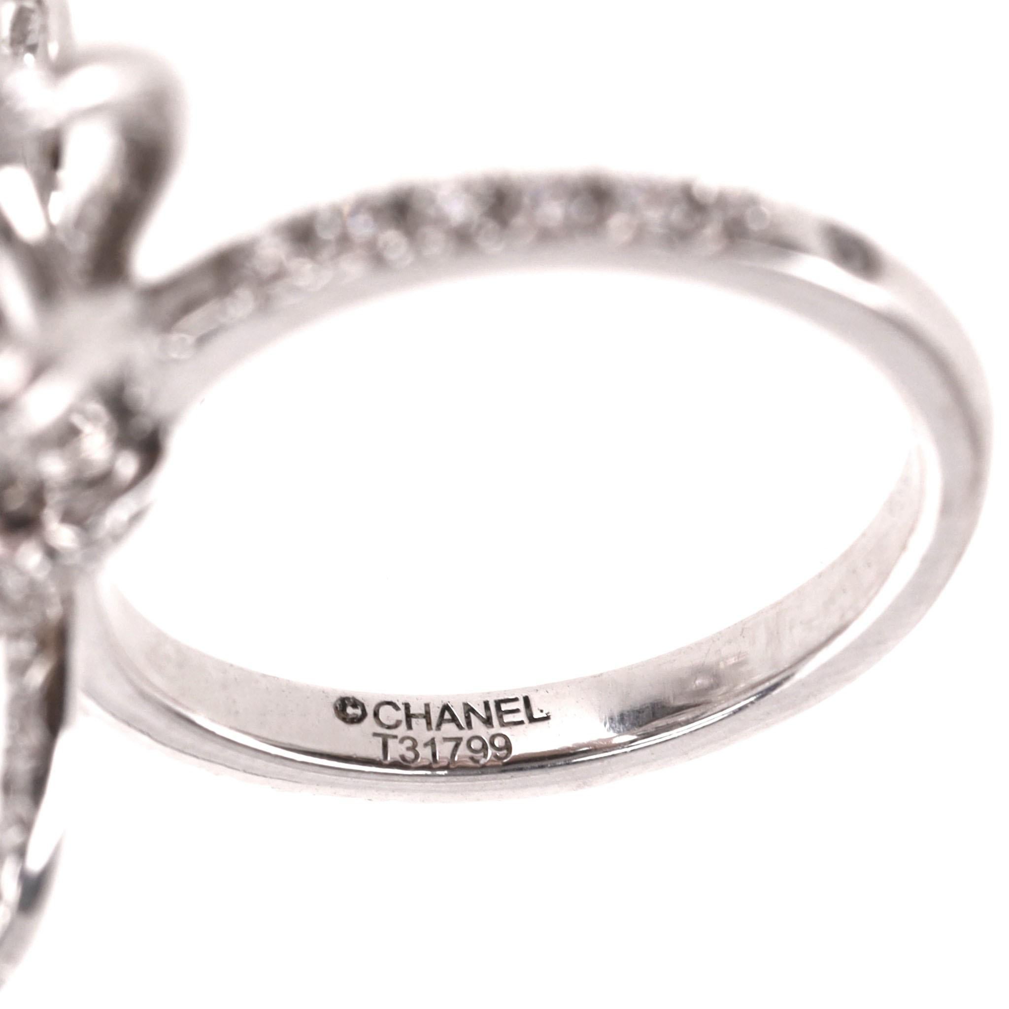 From Chanel High Jewellery Collection - Chanel Boucle Diamant Bow Ring For Sale 7