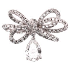 From Chanel High Jewellery Collection - Chanel Boucle Diamant Bow Ring