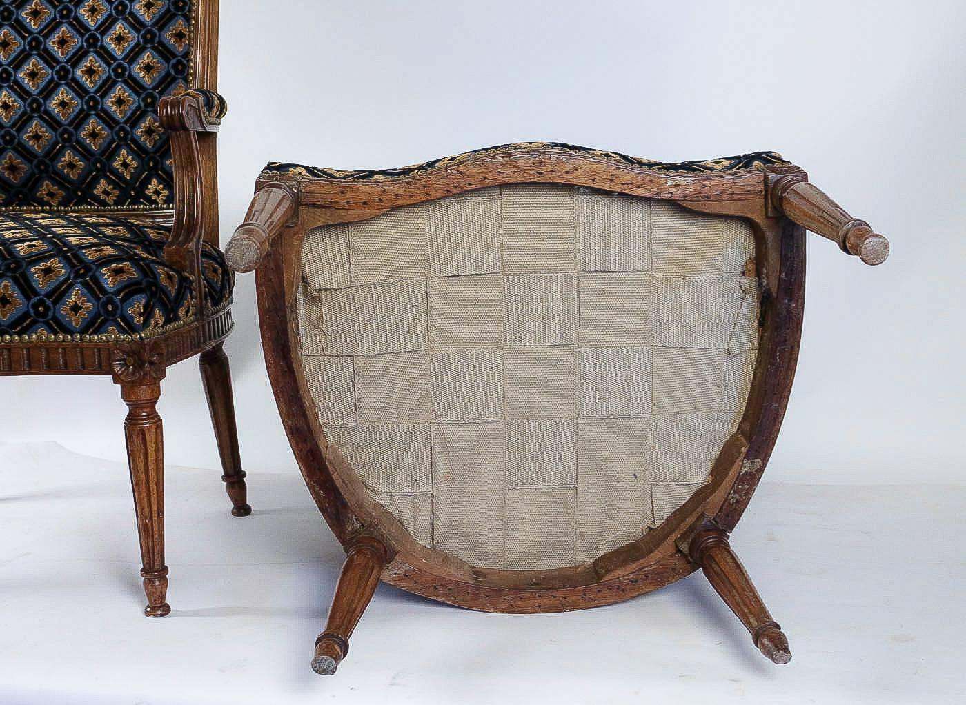 From Provence Fantastic Pair of Armchairs in Hand Carved Walnut For Sale 5