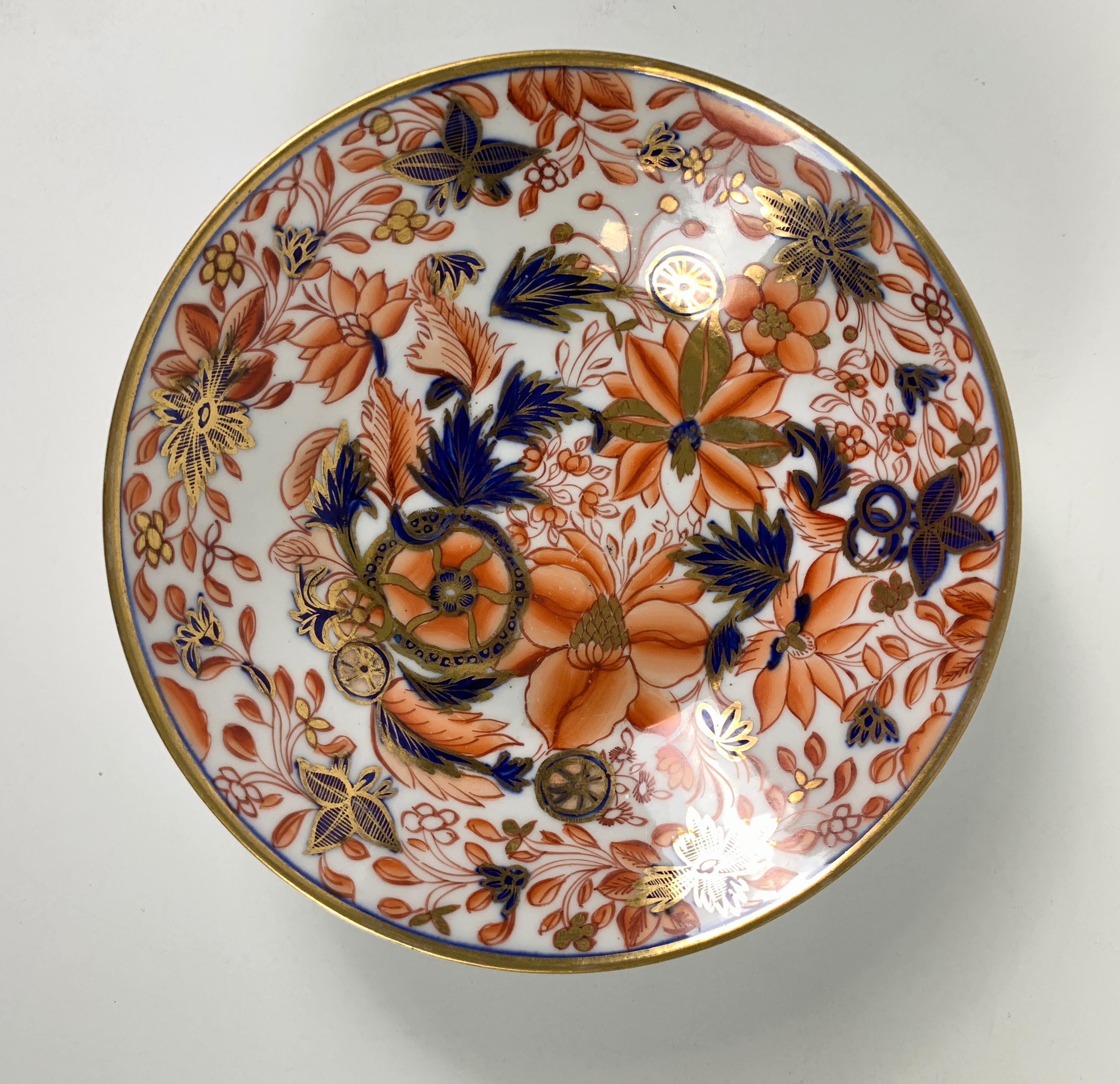 From the Collection of Mario Buatta a Set of Four Imari Tobacco Leaf Saucers In Excellent Condition In Katonah, NY
