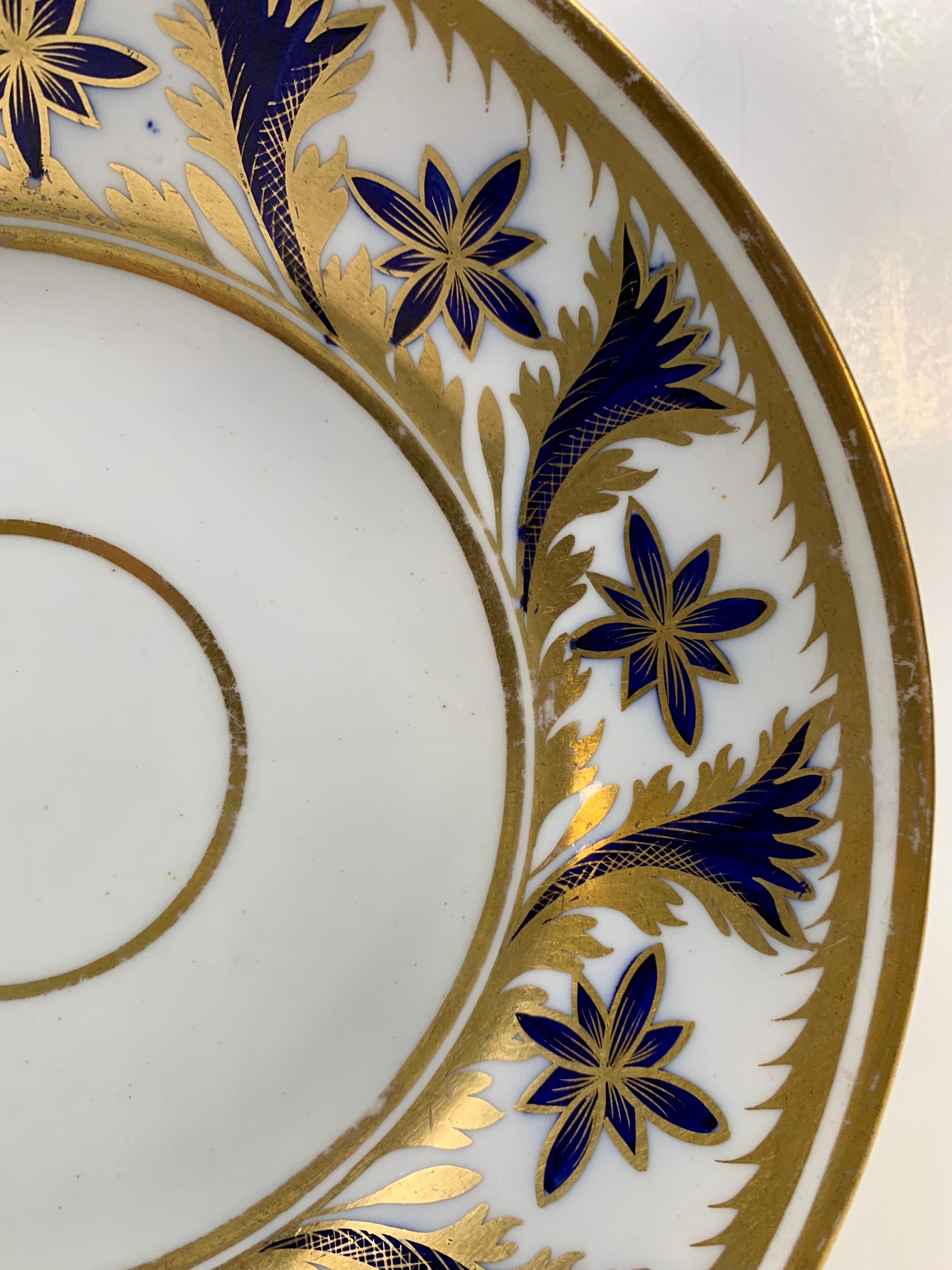 19th Century From the Collection of Mario Buatta an English Dish with Blue & Gold Decoration For Sale