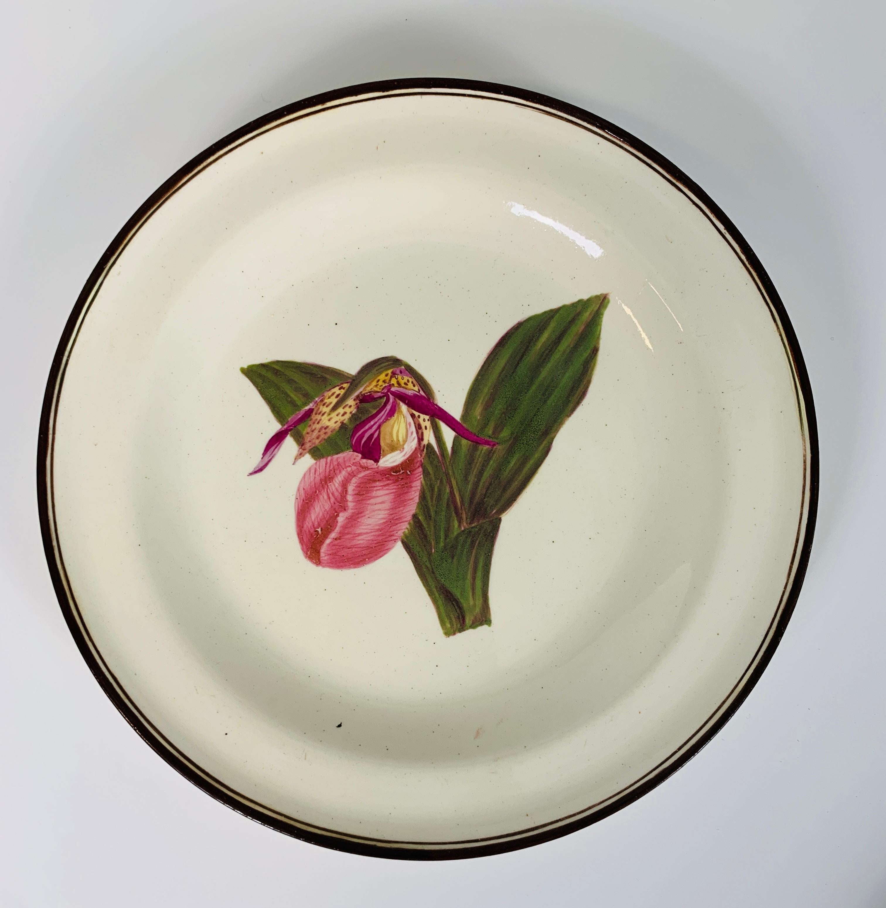 From the Collection of Mario Buatta Pair of Botanical Dishes Creamware In Excellent Condition In Katonah, NY