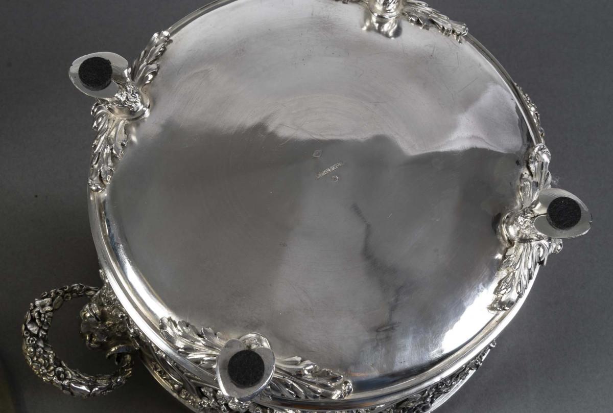 FROMENT-MEURICE Important centre de table en argent massif en trois parties. 19ème siècle en vente 12