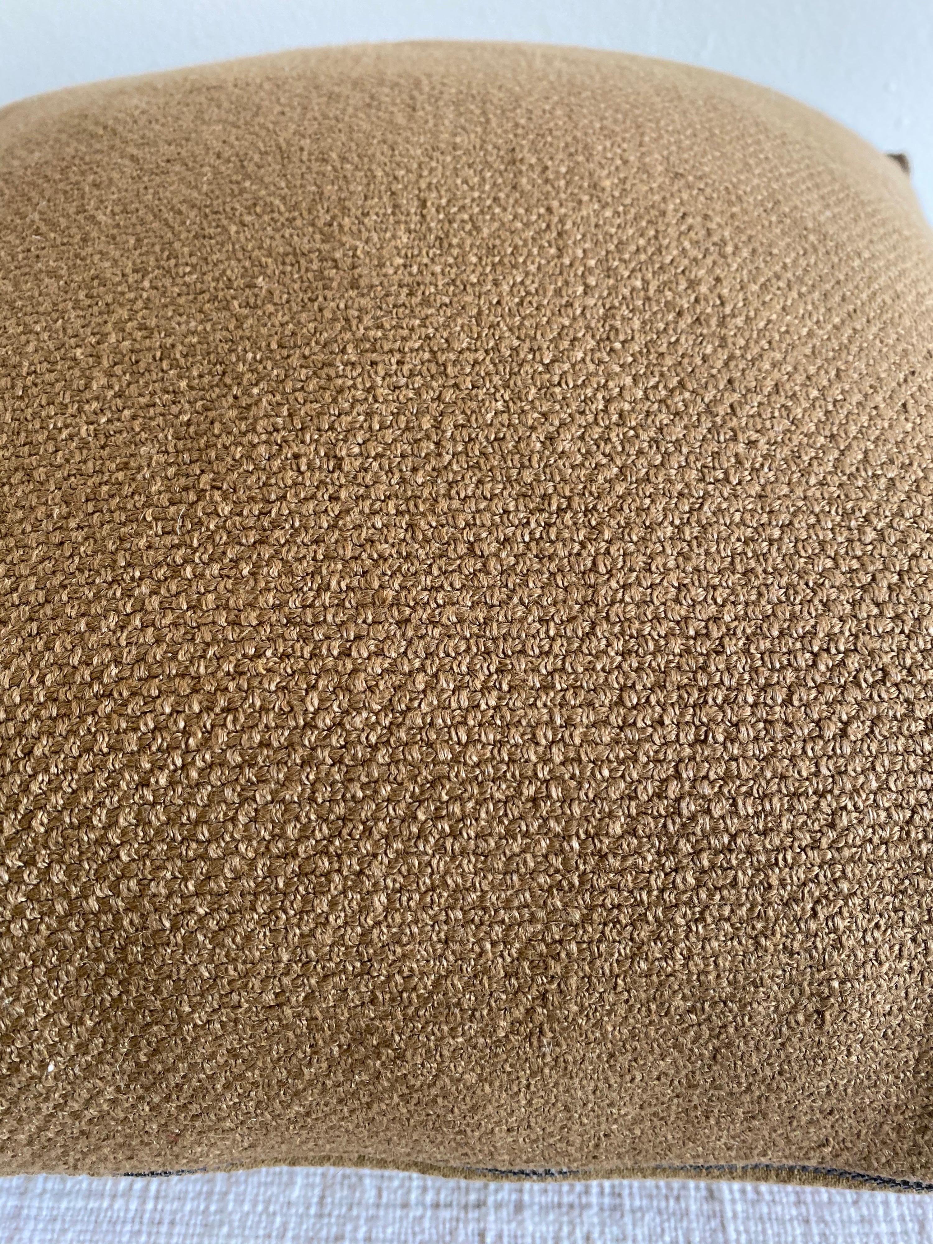 Contemporary Fromentera French Linen Accent Pillow in Cappucino For Sale