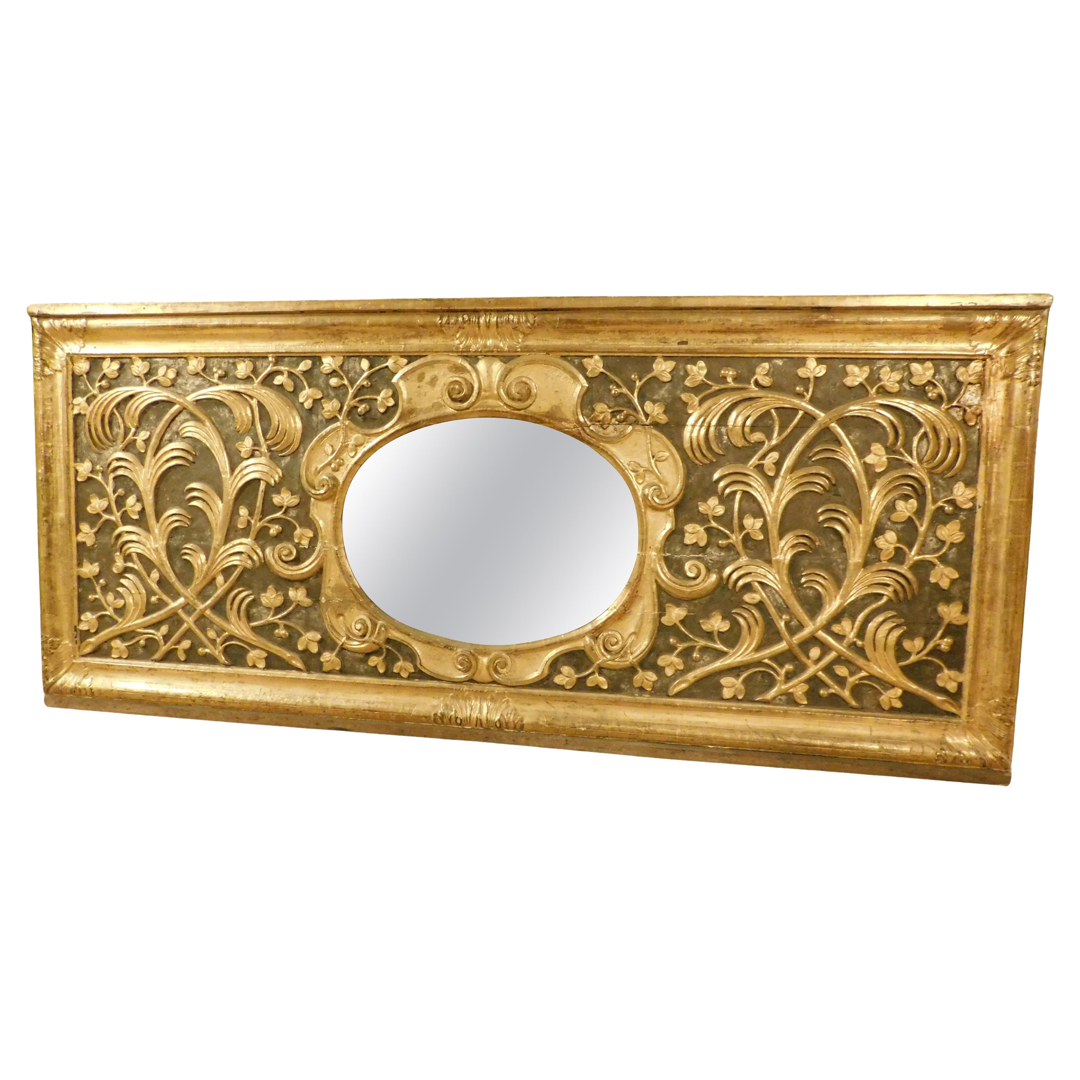 Frontal panel mirror in richly lacquered, carved and gilded wood, Italy For Sale