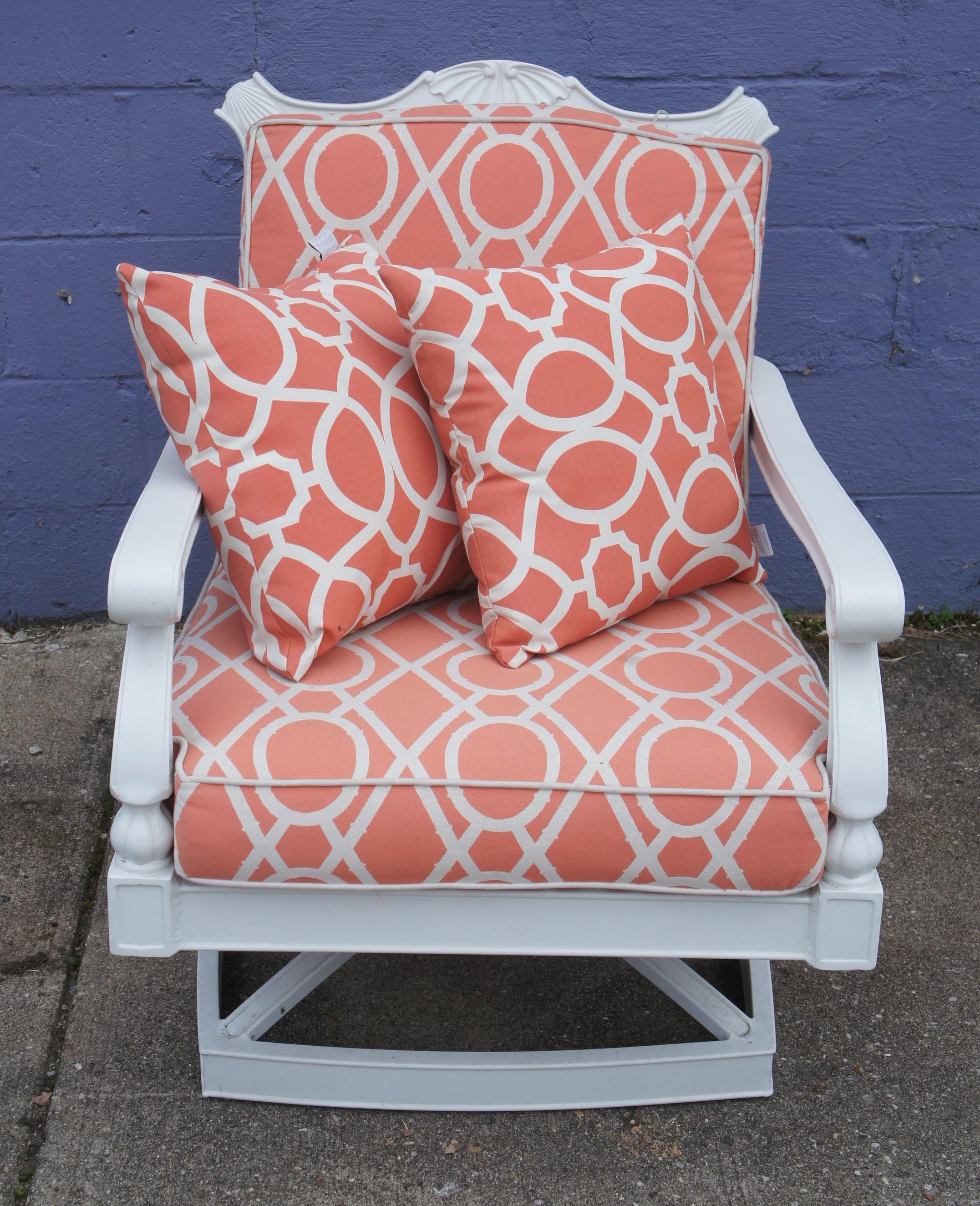 Frontgate Aluminum Glen Isle Swivel Lounge Cushion Chair Geometric Peach 48012 For Sale 3