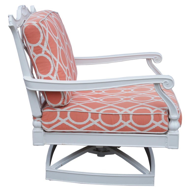 Frontgate Aluminum Glen Isle Swivel Lounge Cushion Chair Geometric