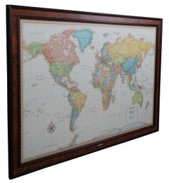 Frontgate Rand McNally World Classic Magnetic Reisekarte mit Wurzelholzrahmen 53"