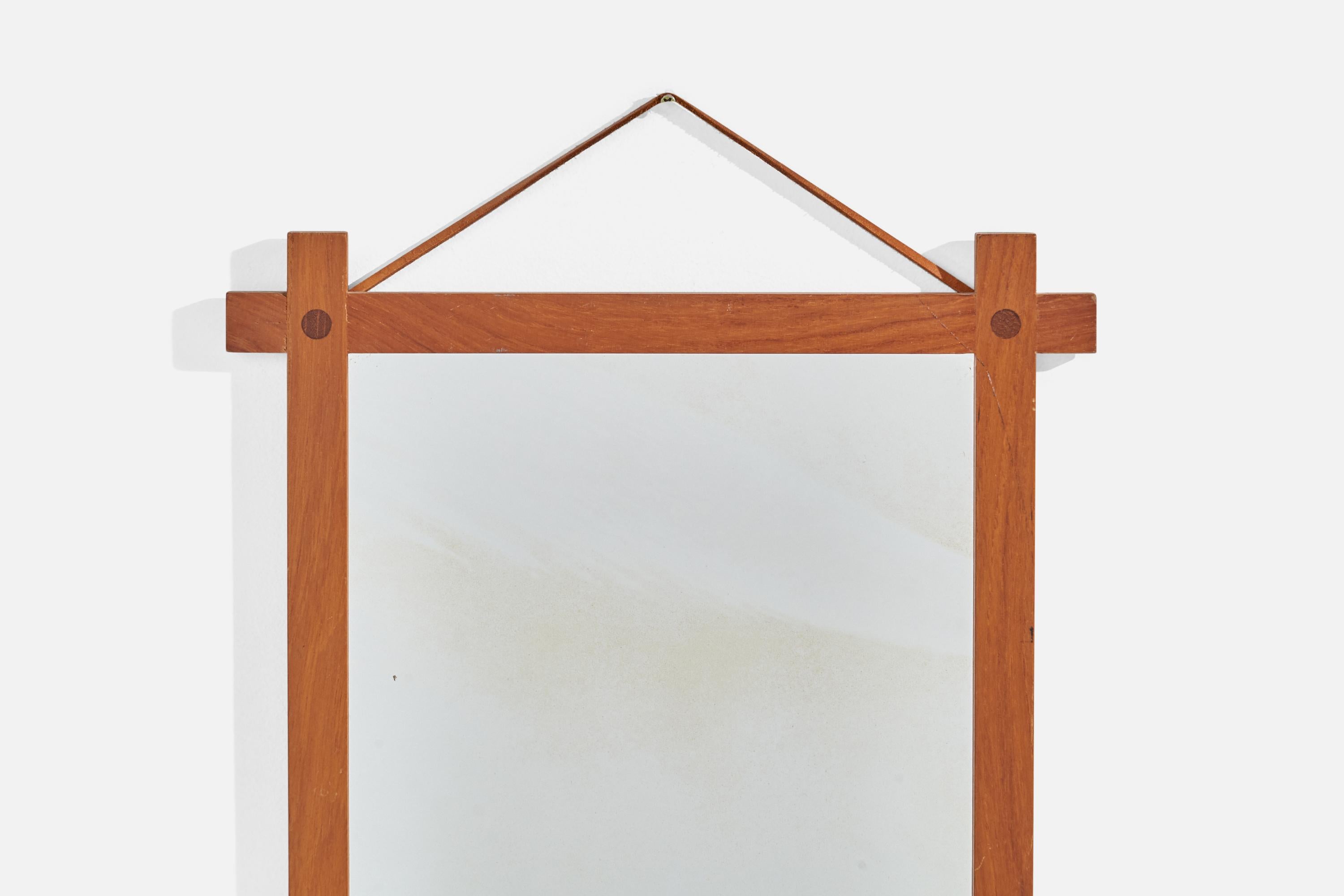 Fröseke, Ab Nybrofabriken, Miroir mural, Teck massif, Cuir, Miroir en verre, 1960s Bon état - En vente à High Point, NC