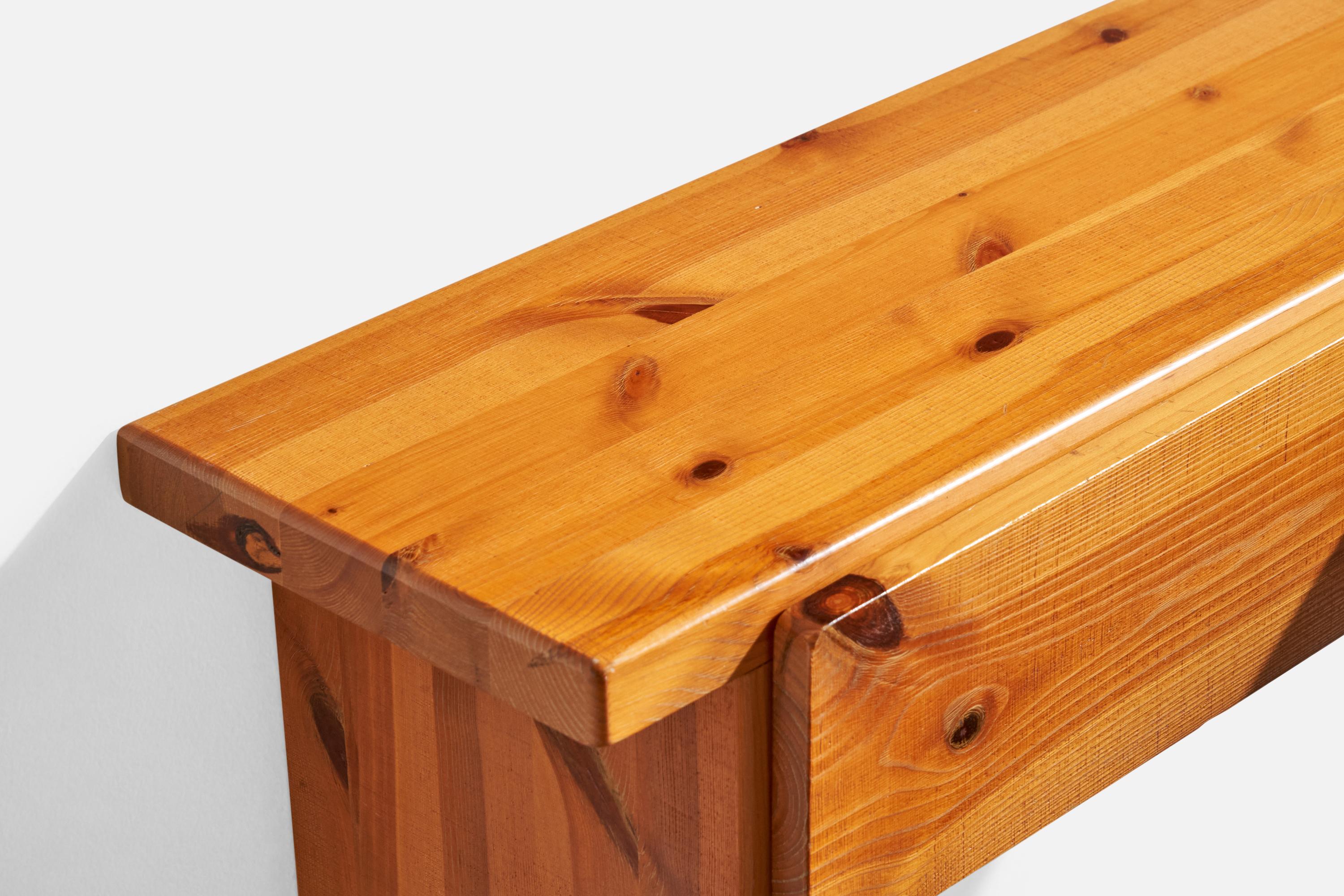 Fröseke, Console, Pine, Sweden, 1970s For Sale 2