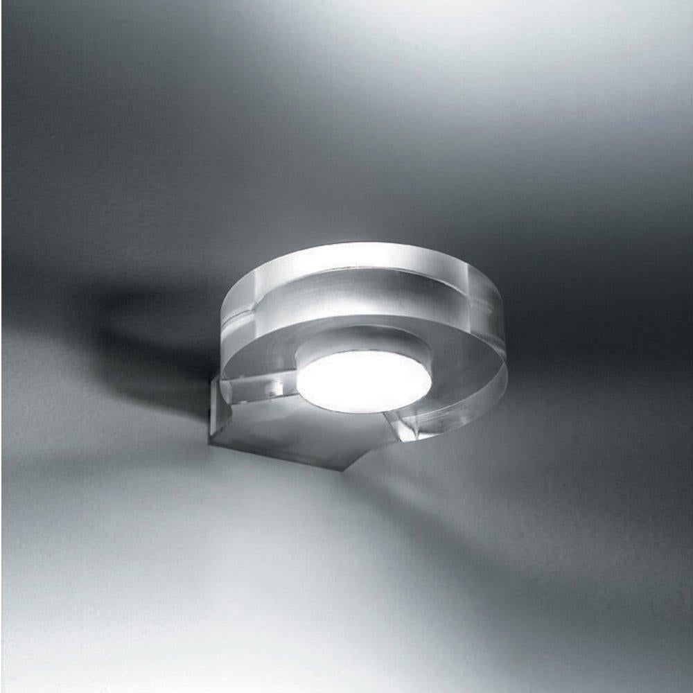 Artemide Modern Crystal Wall Light Sconce Paolo de Lucchi, Italy 2012, Luminaire In Good Condition In Brooklyn, NY
