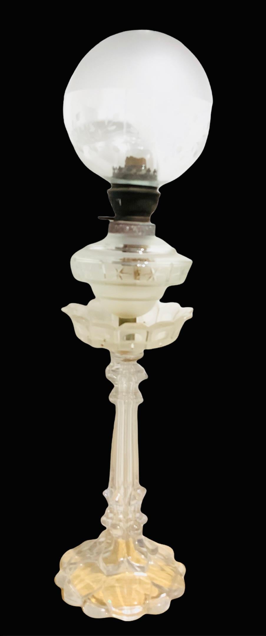Lampada a olio da banchetto in cristallo trasparente smerigliato in vendita 5