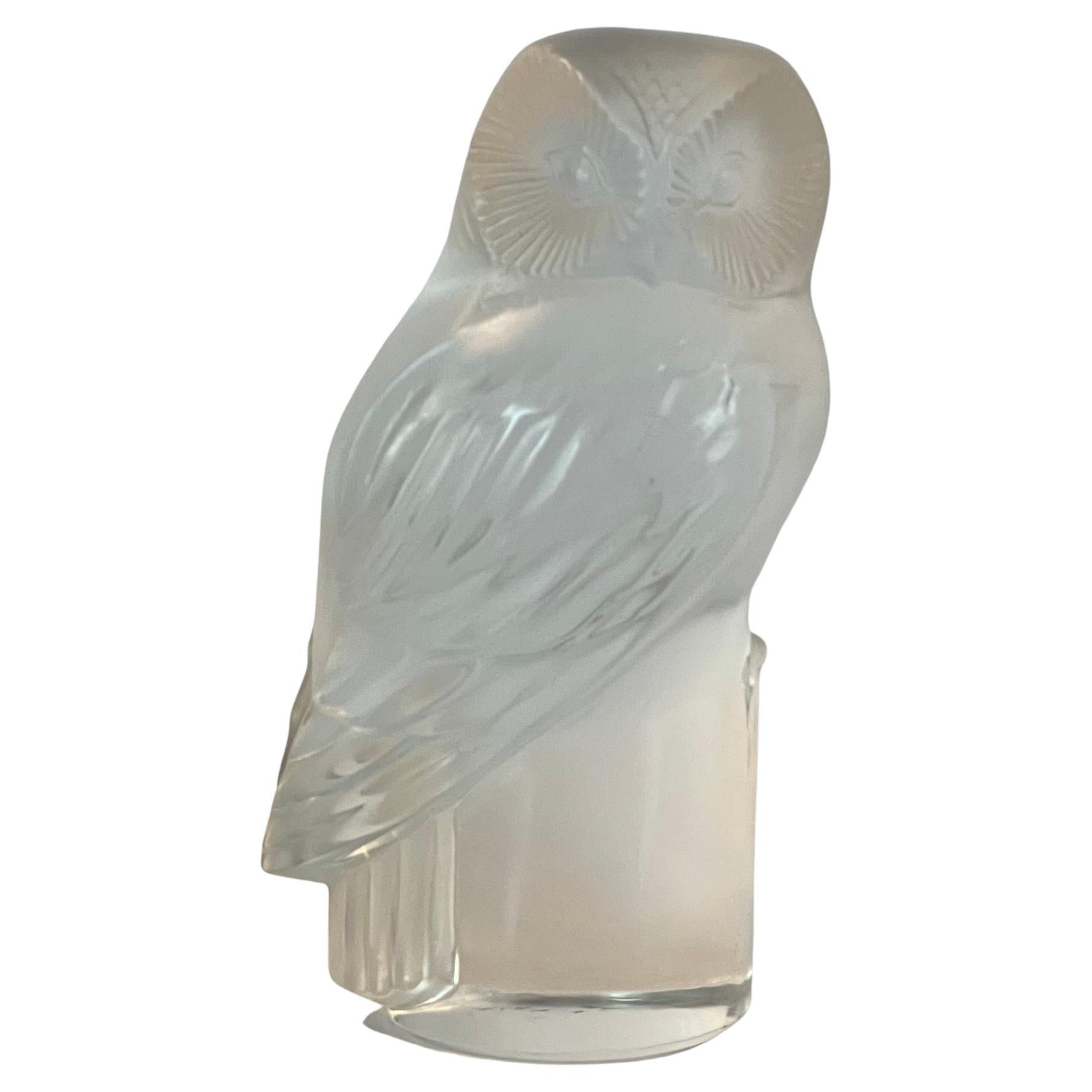 Frosted Crystal Owl Sculpture Paperweight by Lalique of France For Sale 6