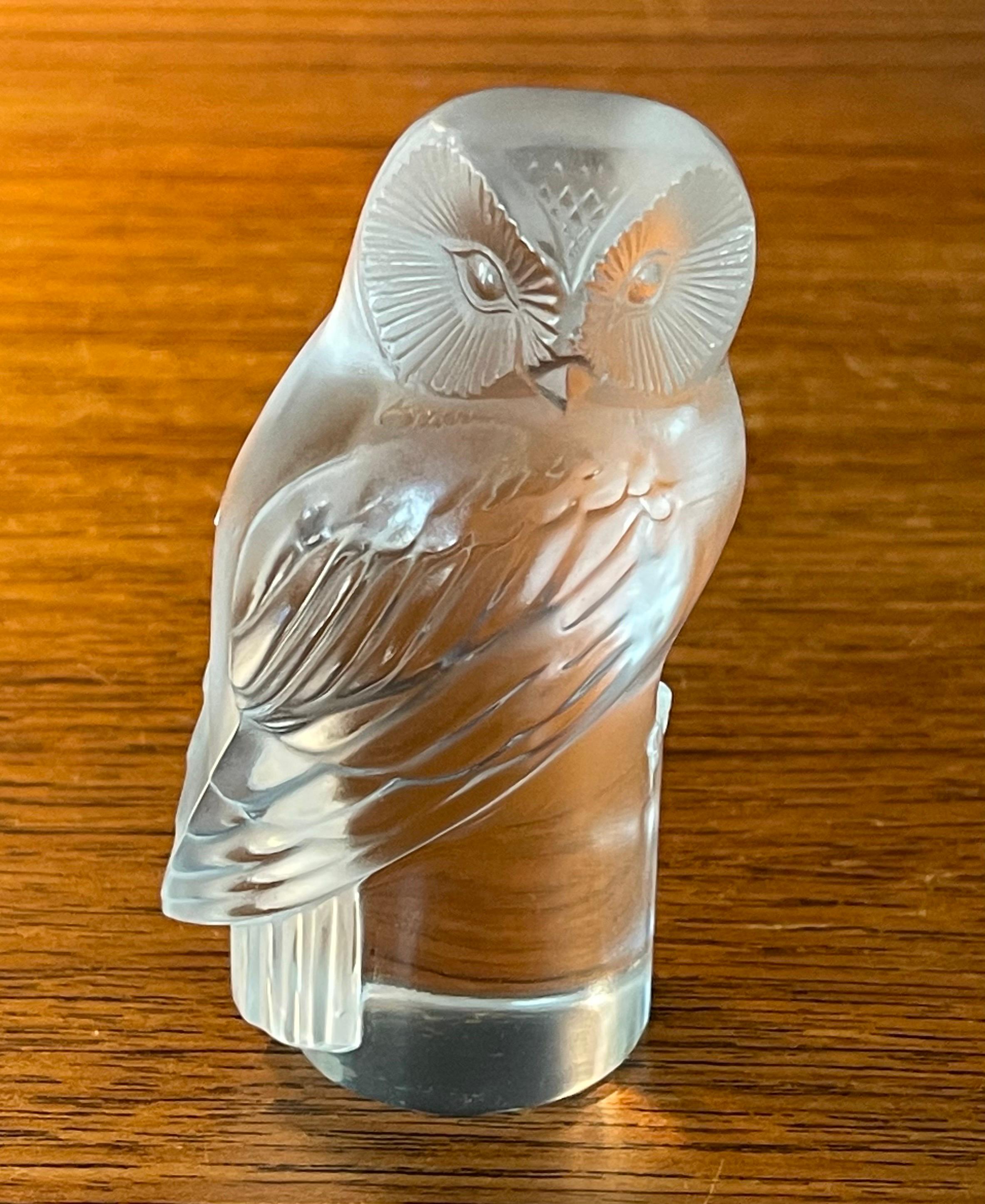 Frosted Crystal Owl Sculpture Paperweight by Lalique of France In Good Condition For Sale In San Diego, CA