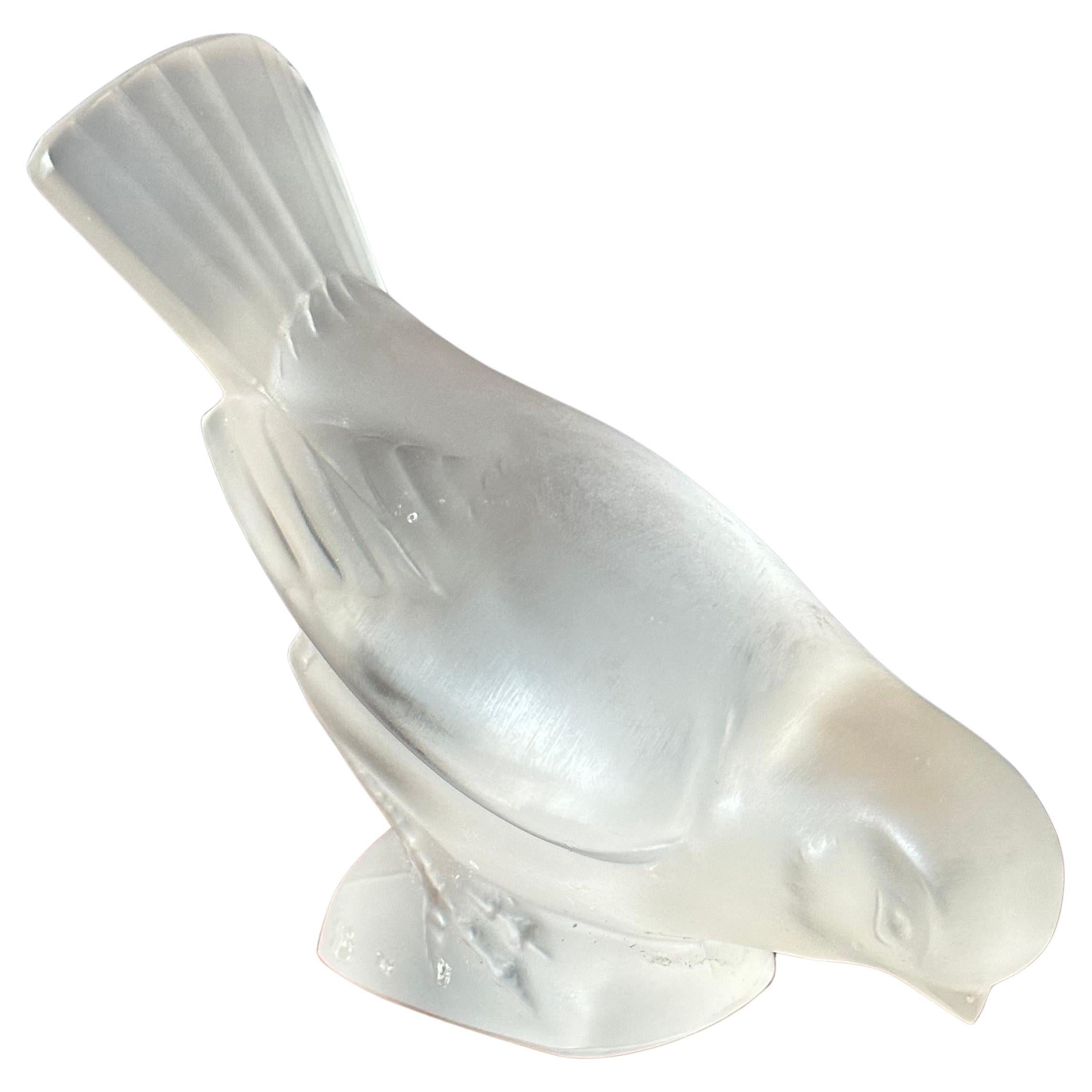 Frosted Crystal Sparrow / Bird Sculpture by Lalique of France In Good Condition For Sale In San Diego, CA