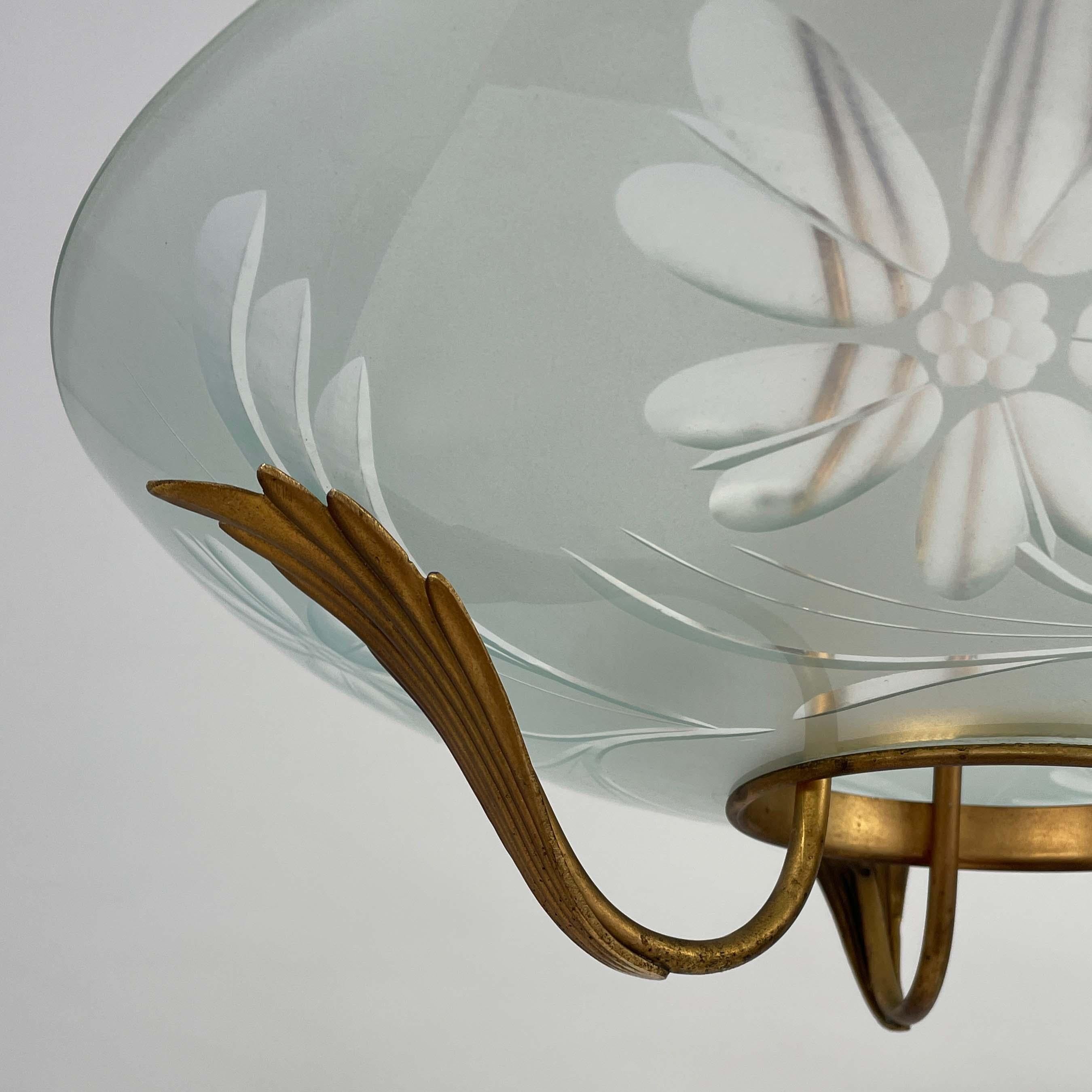 Kronleuchter aus Milchglas und Messing, Fontana Arte-Stil, Italien 1950er Jahre im Angebot 7