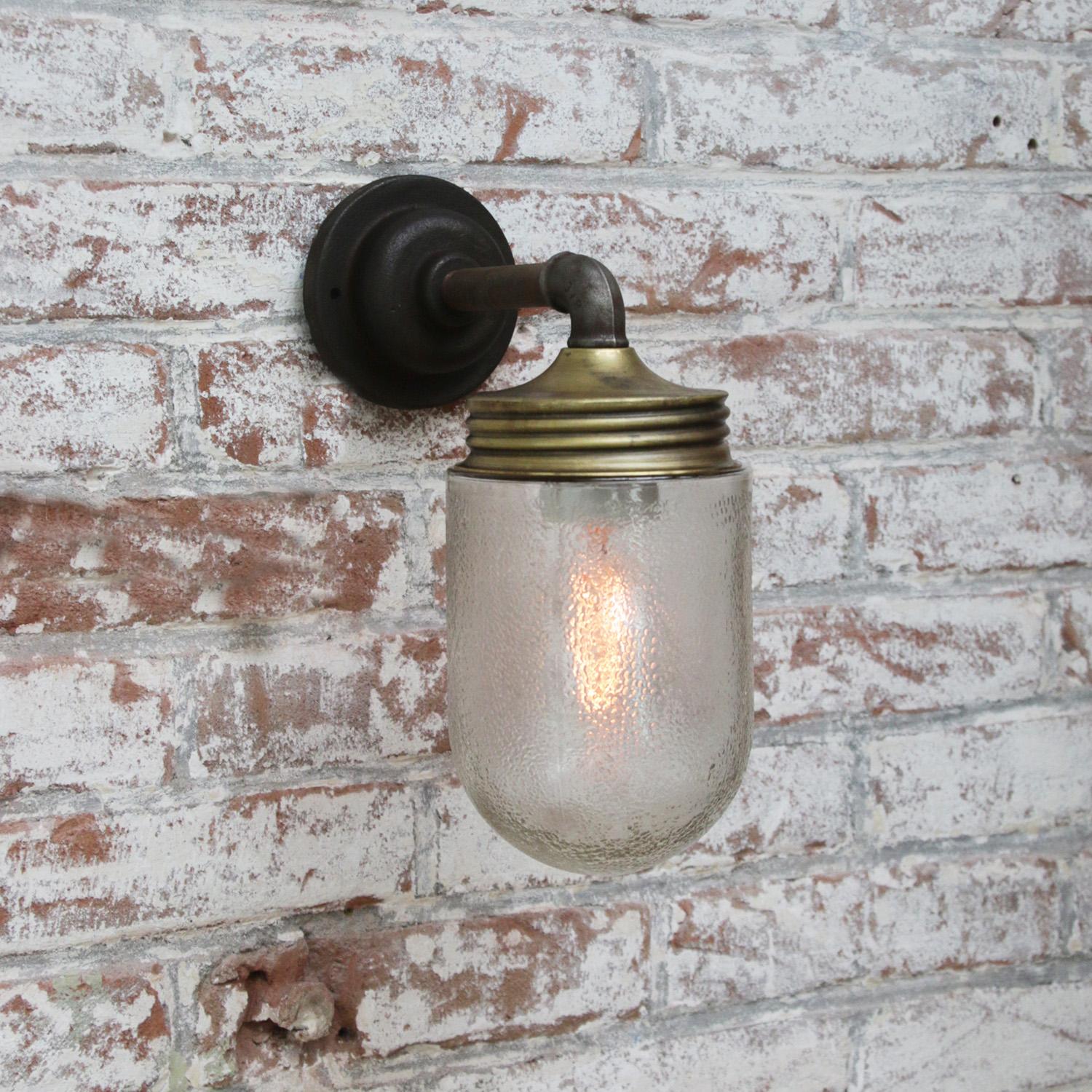 Frosted Glass Brass Vintage Cast Iron Arm Scone Wall Light In Good Condition In Amsterdam, NL