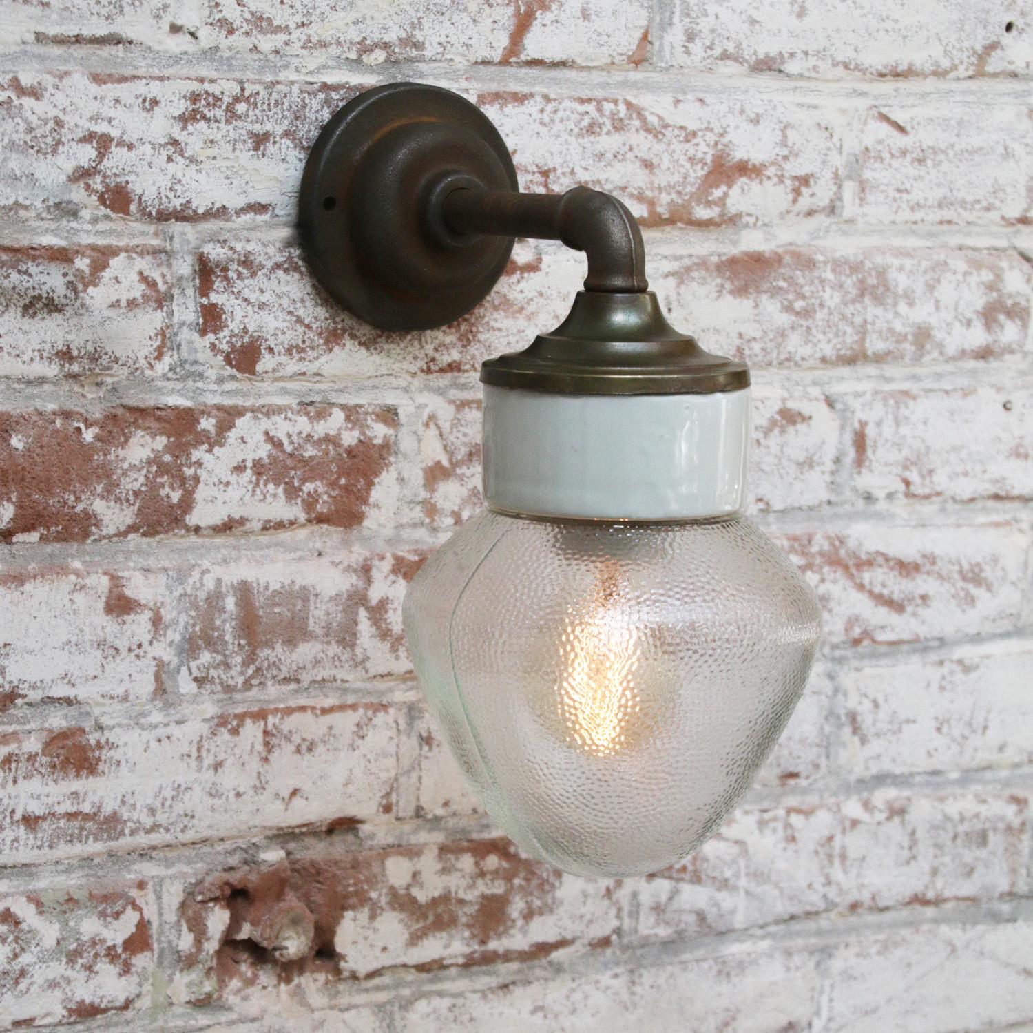 Frosted Glass Brass Vintage Cast Iron Arm Scones Wall Lights In Good Condition In Amsterdam, NL