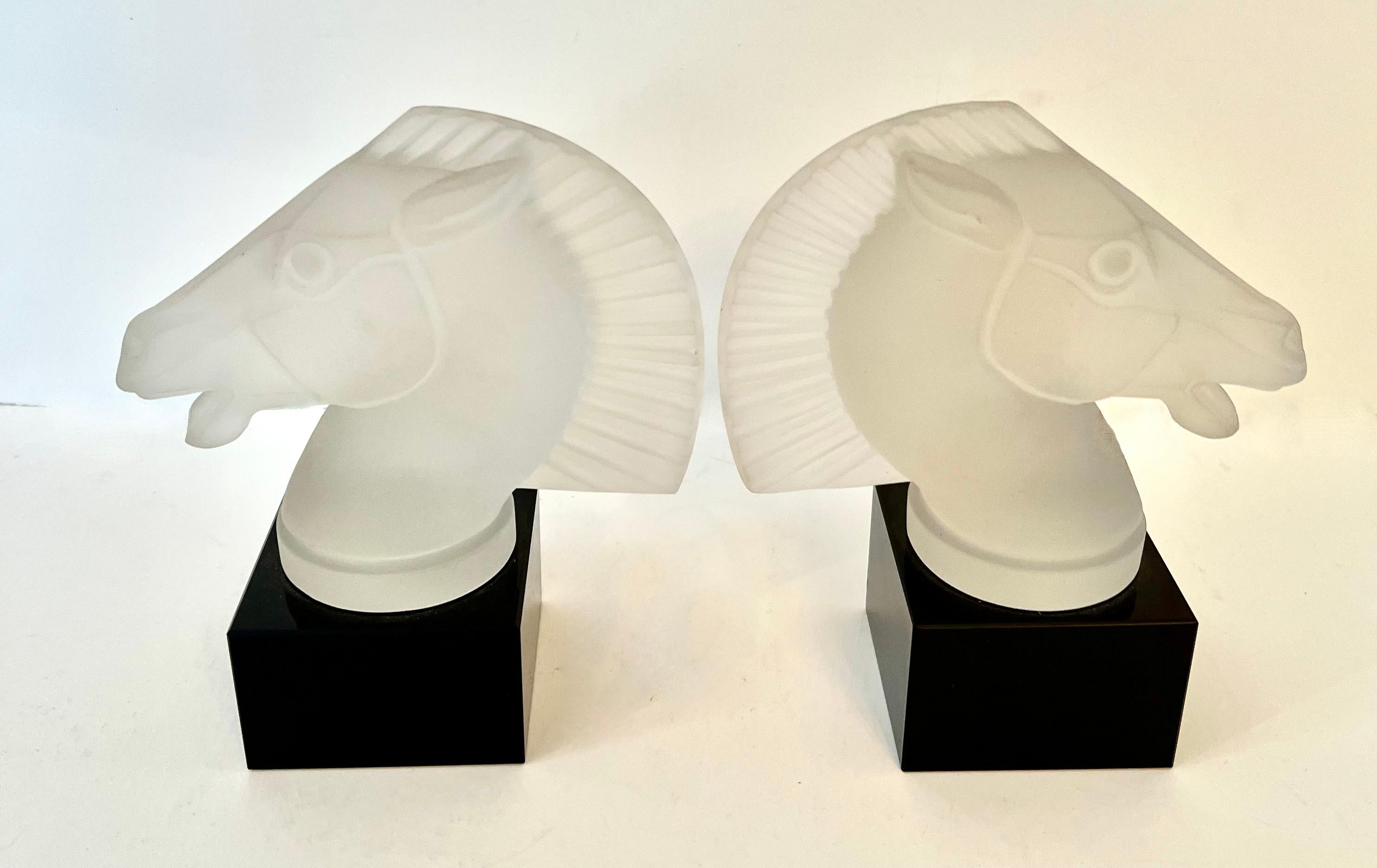 20th Century Frosted Glass Horse Head Bookends with Black Glass Base in the Style of Lalique For Sale