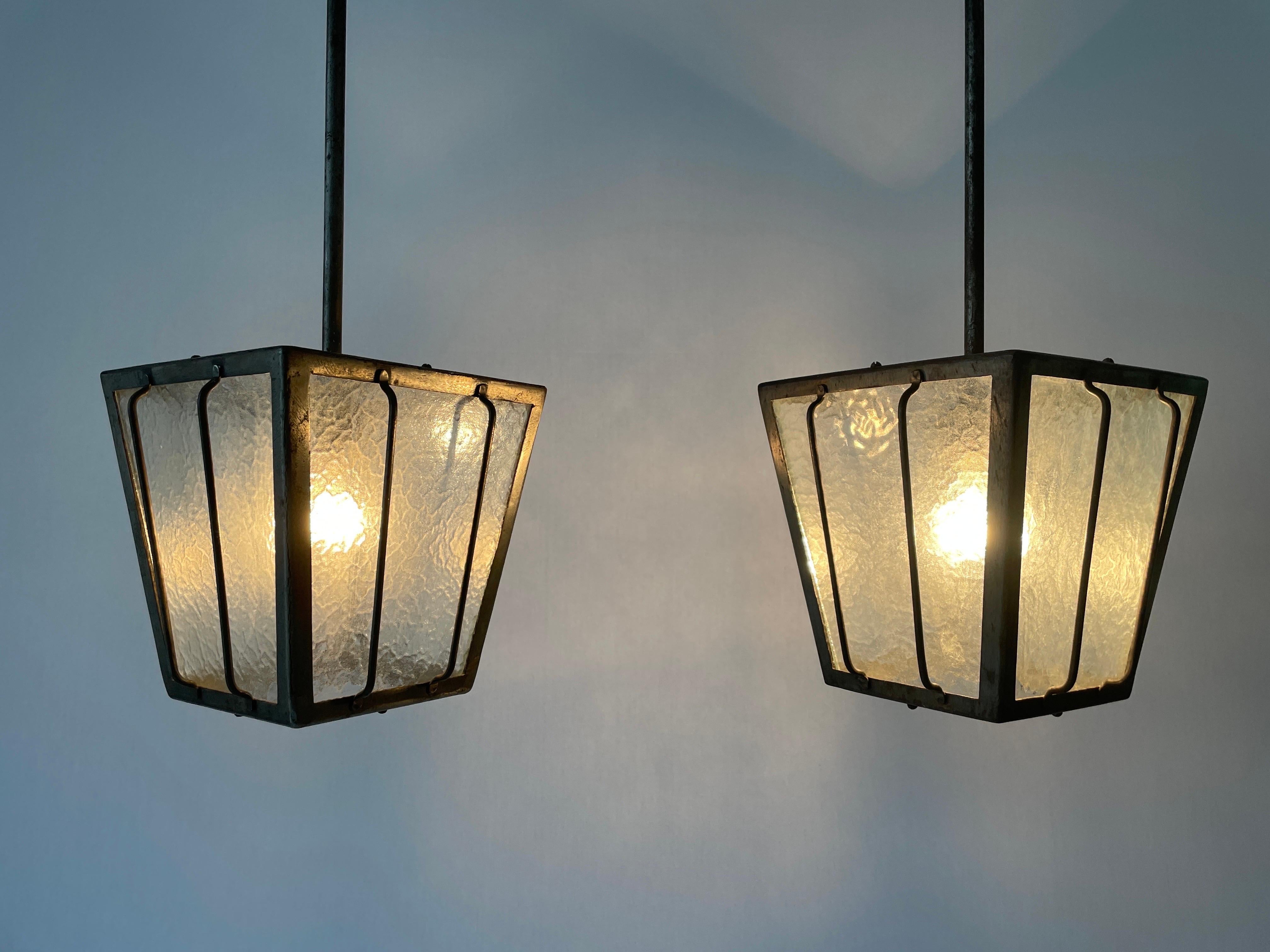Coppia di lampade da soffitto Milano Apartment in vetro smerigliato, anni '50, Italia in vendita 7