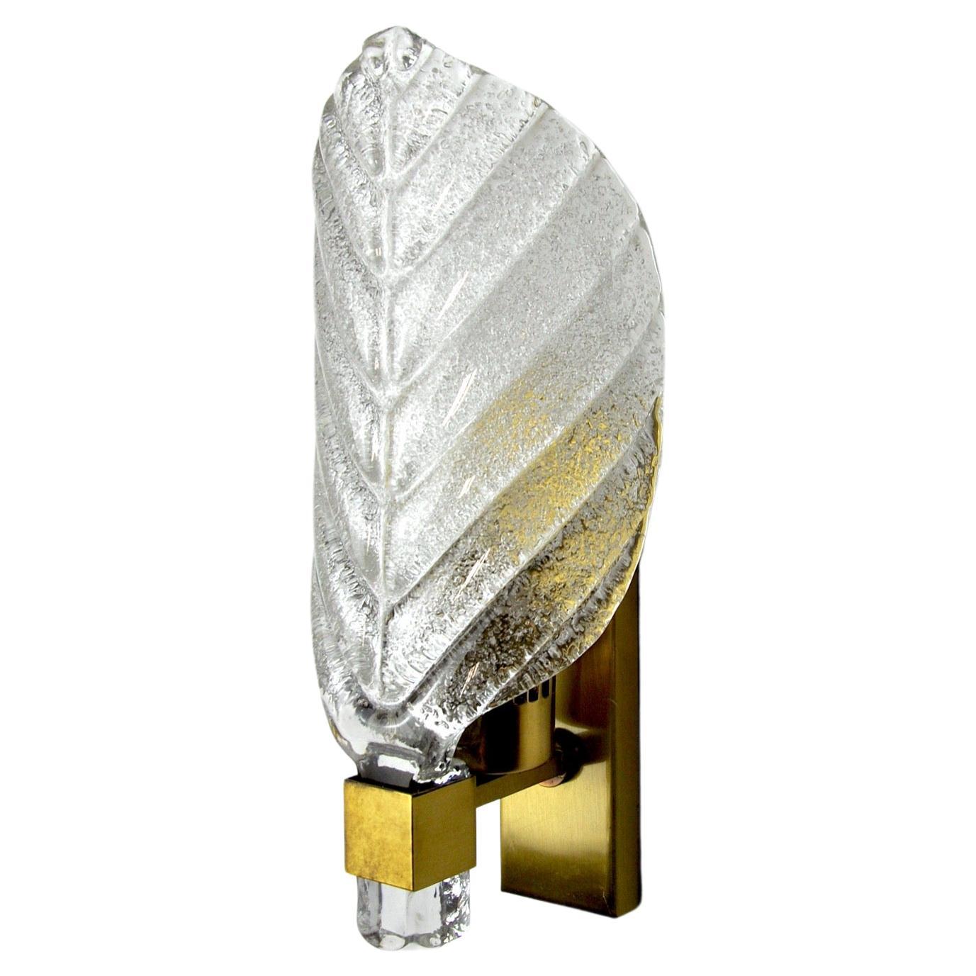 Frosted Leaf Wall Lamp, Murano Glass, Italy, circa1970 For Sale