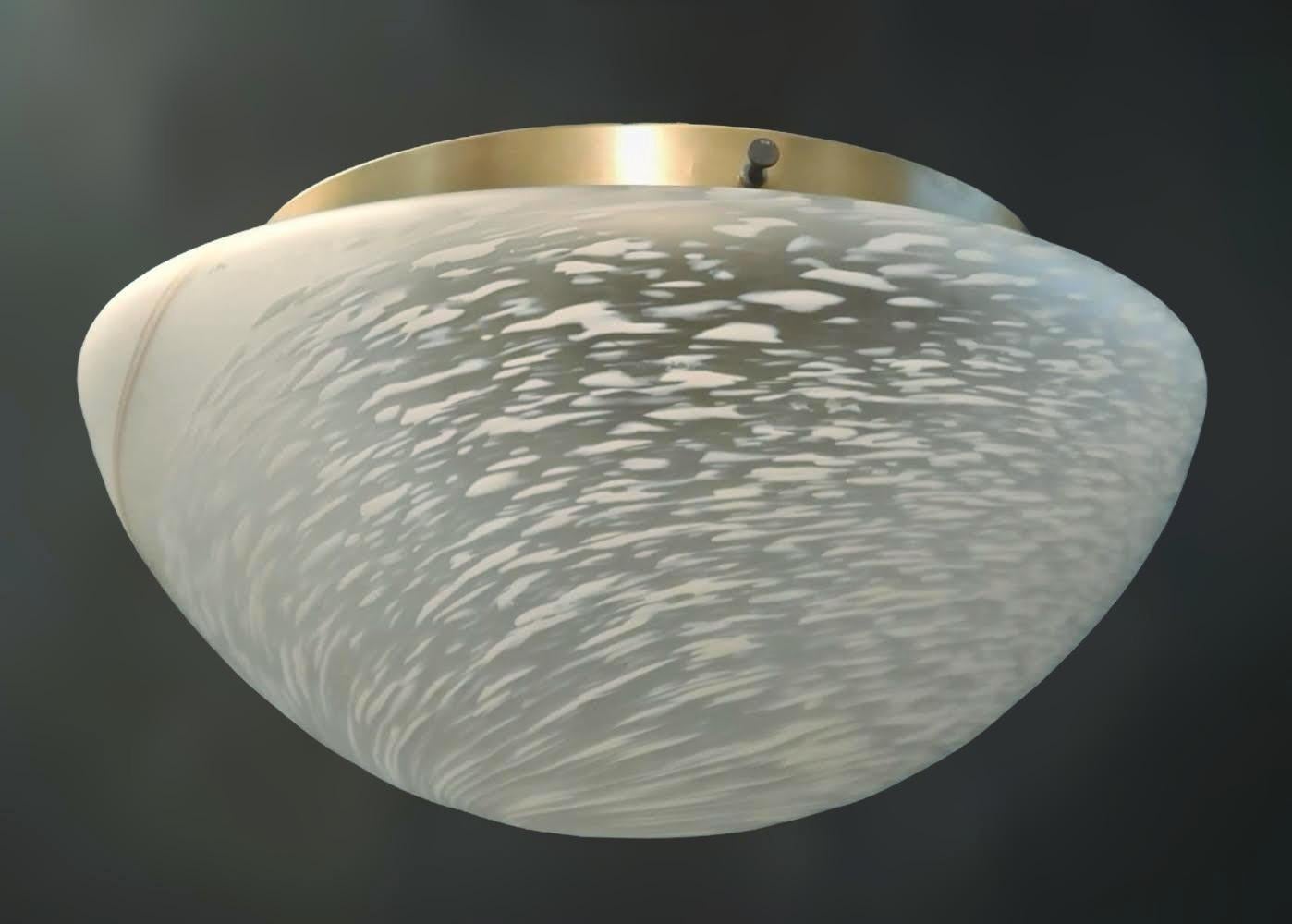 Vintage Italian flush mount with a single frosted white Murano glass shade decorated with brown spiral / Made in Italy, circa 1960s
Measures: diameter 18 inches, height 10 inches
2 lights / E26 or E27 type / max 60W each
1 available in stock in