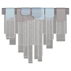 Lampada da parete Frostlight in ottone con vetro artigianale Made in Portugal di Creativemary