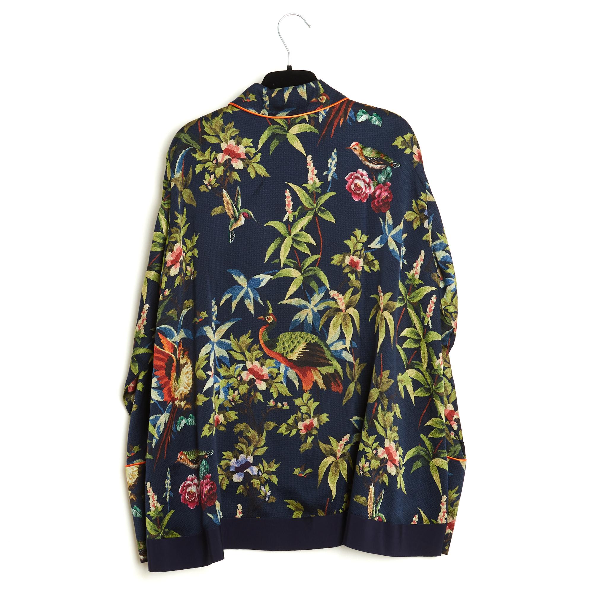 F.R.S. For Restless Sleepers Top TU Stampa Stitch by Stitch Navy Giacca in seta OS FRS in vendita 2
