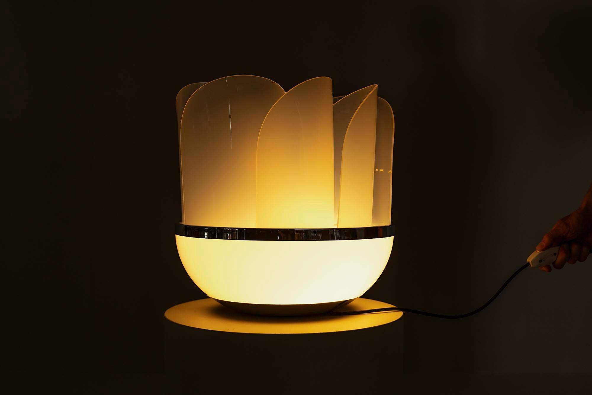 'Fru Fru' Table Lamp by Elvio Becheroni for Lamperti, Italy 1972 In Good Condition For Sale In Hellouw, NL