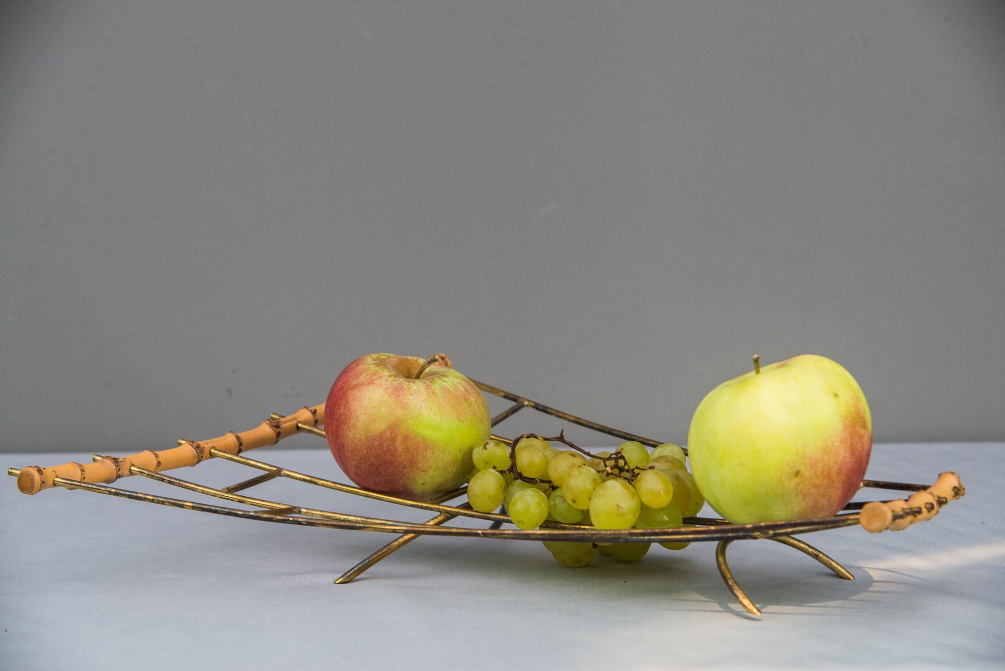Fruit Bowl Brass and Bamboo, 1950s In Good Condition In Wien, AT