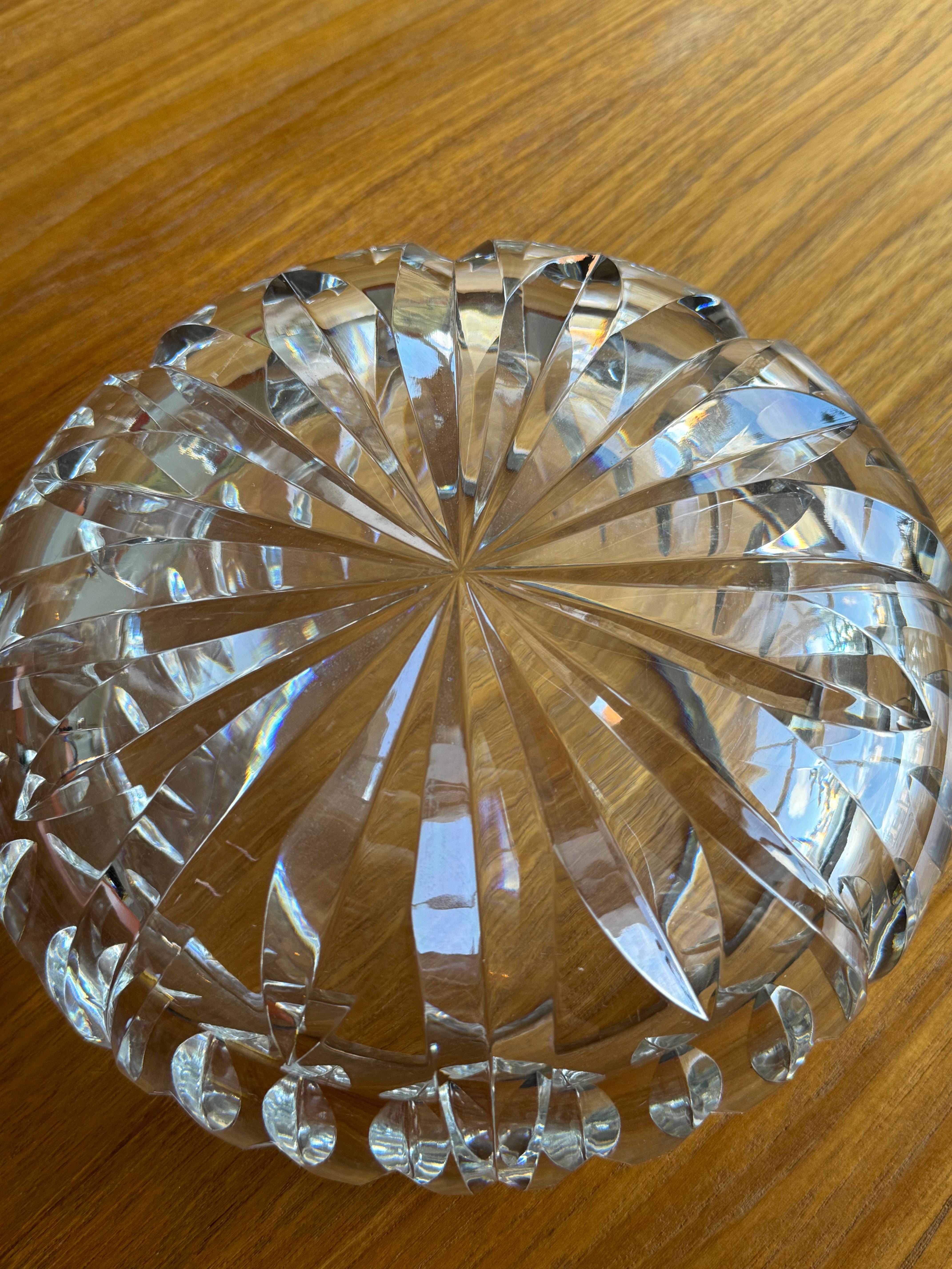 Frutero de la fábrica de cristal Saint Louis en venta 2