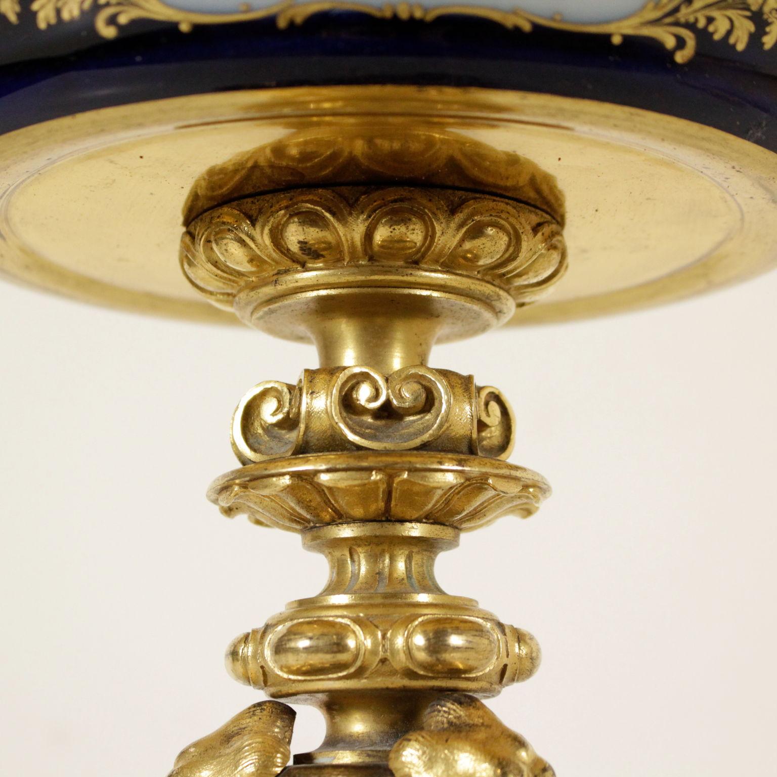 Obstschale aus vergoldeter Bronze-Porzellan Osteuropa Last Quarter von 1800 1