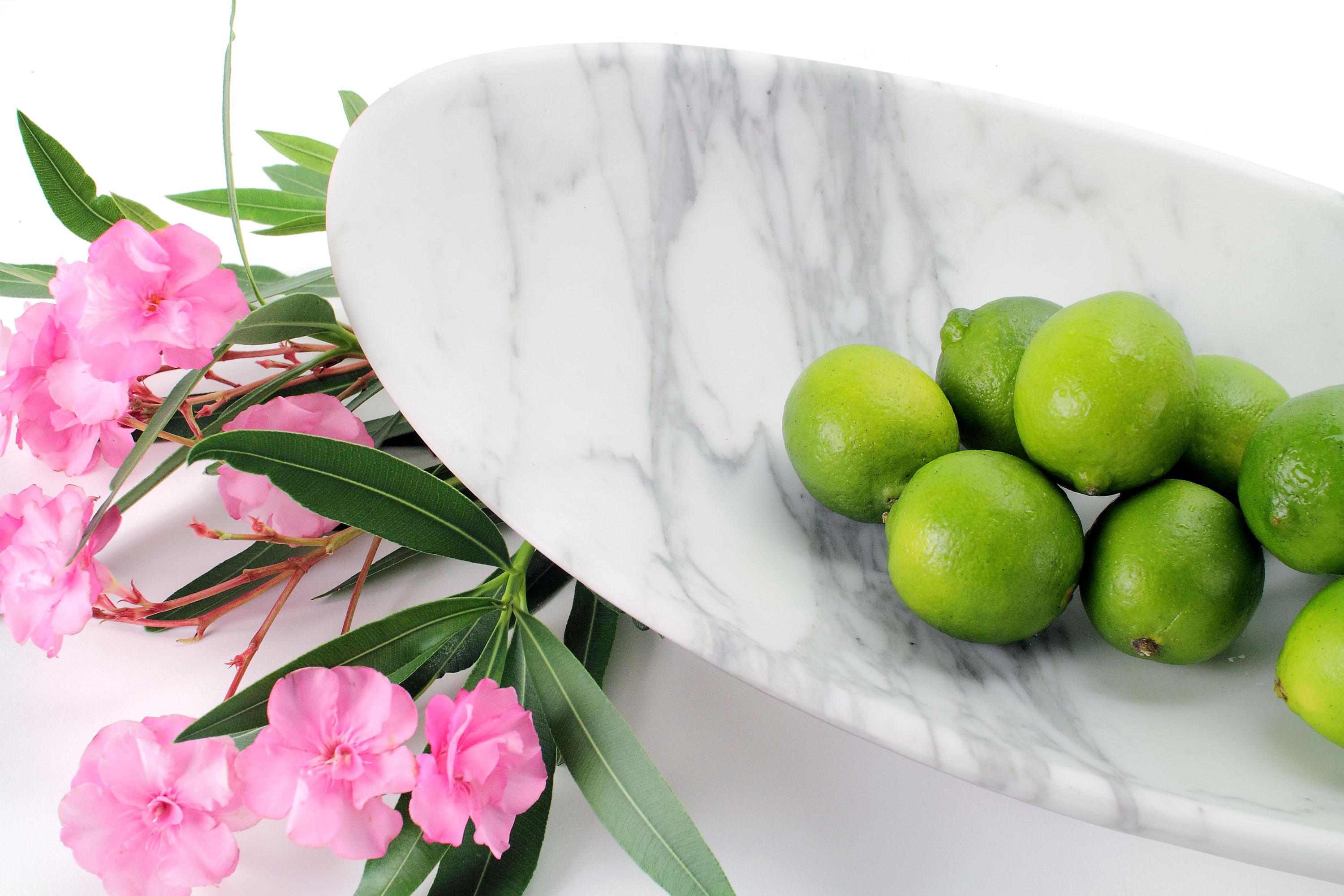Hand-Carved Fruit Bowl Decorative Centerpiece Vase White Calacatta Marble Handmade in Italy For Sale
