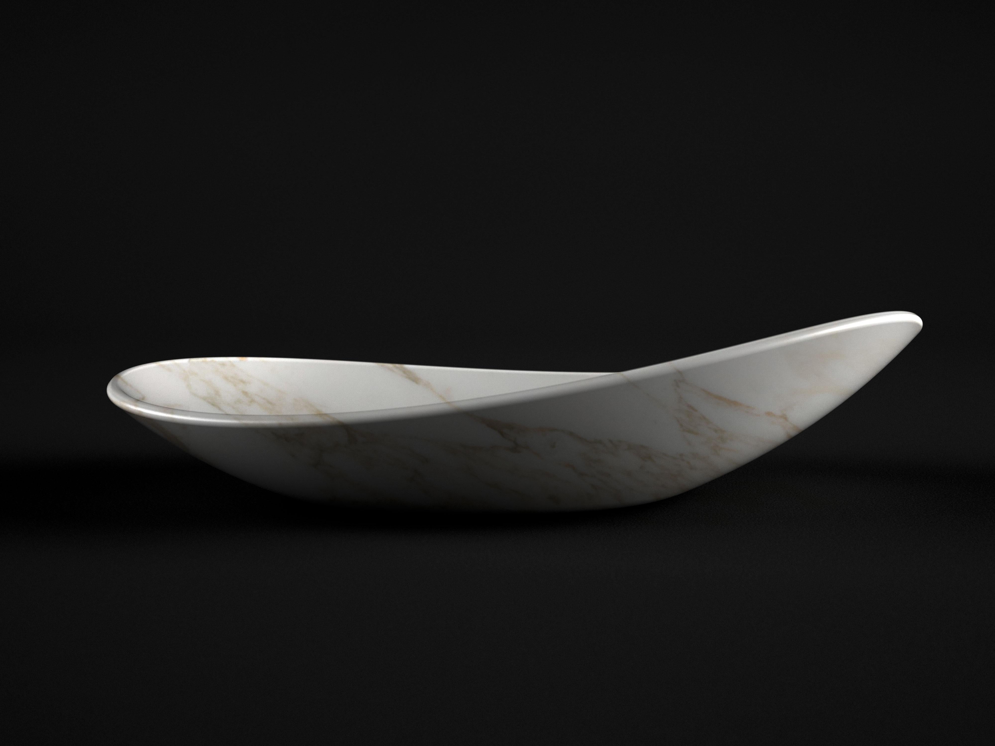 Modern Fruit Bowl Vase Solid Calacatta Marble White Oval Contemporary Design Italy For Sale
